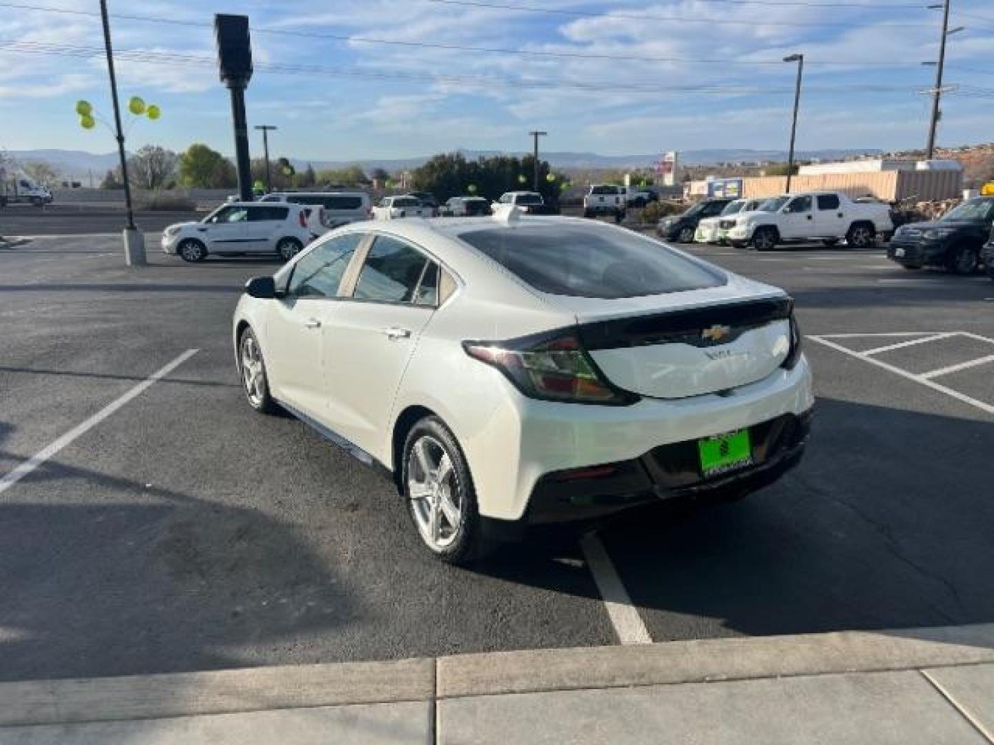 2016 Summit White /Jet Black/Jet Black, cloth Chevrolet Volt LT (1G1RC6S58GU) with an 1.5L L4 DOHC 16V PLUG-IN HYBRID engine, Continuously Variable Transmission transmission, located at 940 North Main Street, Cedar City, UT, 84720, (435) 628-0023, 37.692936, -113.061897 - ***This vehicle qualifies for the EV/Hybrid tax rebate of up to $4,000*** We are setup with the IRS to receive direct payments within 72 hours. We file the rebate online with IRS and can credit it to your down payment, reduce the sales price OR give you cashback!! These cars will not last and can o - Photo#4