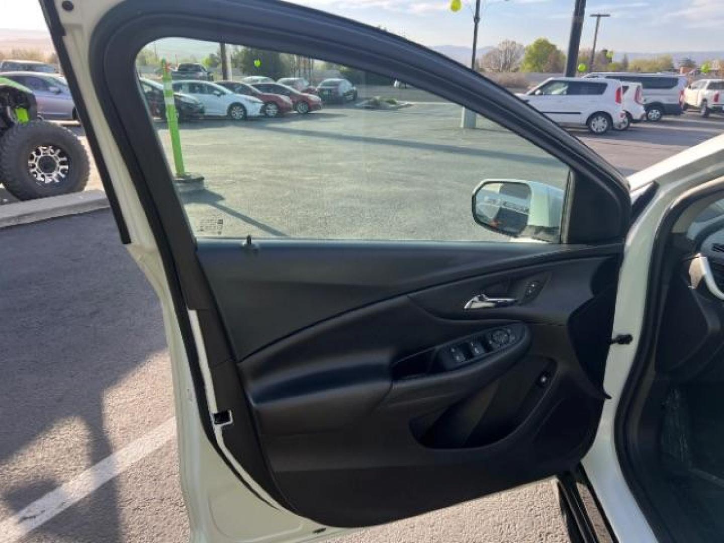 2016 Summit White /Jet Black/Jet Black, cloth Chevrolet Volt LT (1G1RC6S58GU) with an 1.5L L4 DOHC 16V PLUG-IN HYBRID engine, Continuously Variable Transmission transmission, located at 940 North Main Street, Cedar City, UT, 84720, (435) 628-0023, 37.692936, -113.061897 - ***This vehicle qualifies for the EV/Hybrid tax rebate of up to $4,000*** We are setup with the IRS to receive direct payments within 72 hours. We file the rebate online with IRS and can credit it to your down payment, reduce the sales price OR give you cashback!! These cars will not last and can o - Photo#12
