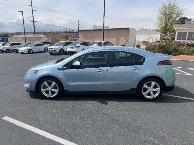 2013 Light Blue /Black Leather Interior Chevrolet Volt Premium (1G1RB6E40DU) with an 1.4L L4 DOHC 16V PLU engine, Continuously Variable Transmission transmission, located at 1865 East Red Hills Pkwy, St. George, 84770, (435) 628-0023, 37.120850, -113.543640 - We specialize in helping ALL people get the best financing available. No matter your credit score, good, bad or none we can get you an amazing rate. Had a bankruptcy, divorce, or repossessions? We give you the green light to get your credit back on the road. Low down and affordable payments that fit - Photo#3