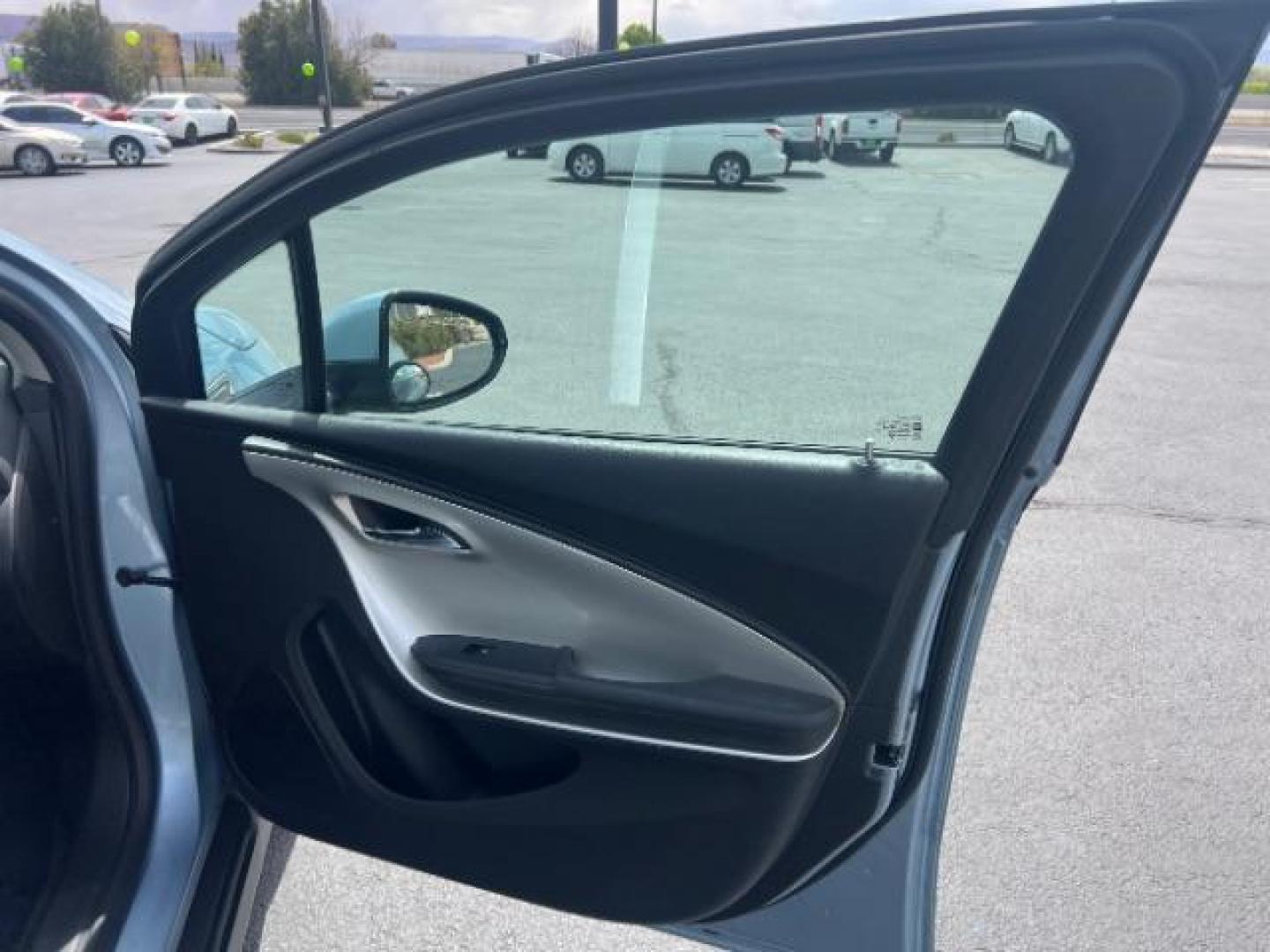 2013 Light Blue /Black Leather Interior Chevrolet Volt Premium (1G1RB6E40DU) with an 1.4L L4 DOHC 16V PLUG-IN HYBRID engine, Continuously Variable Transmission transmission, located at 940 North Main Street, Cedar City, UT, 84720, (435) 628-0023, 37.692936, -113.061897 - Photo#28