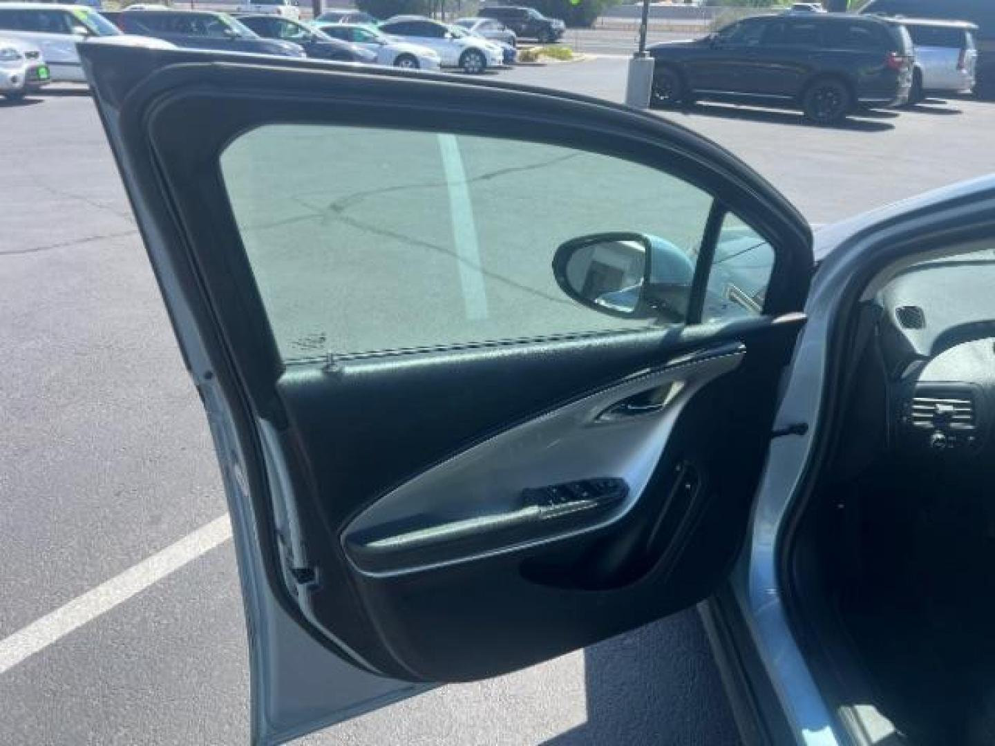 2013 Light Blue /Black Leather Interior Chevrolet Volt Premium (1G1RB6E40DU) with an 1.4L L4 DOHC 16V PLU engine, Continuously Variable Transmission transmission, located at 940 North Main Street, Cedar City, UT, 84720, (435) 628-0023, 37.692936, -113.061897 - We specialize in helping ALL people get the best financing available. No matter your credit score, good, bad or none we can get you an amazing rate. Had a bankruptcy, divorce, or repossessions? We give you the green light to get your credit back on the road. Low down and affordable payments that fit - Photo#12
