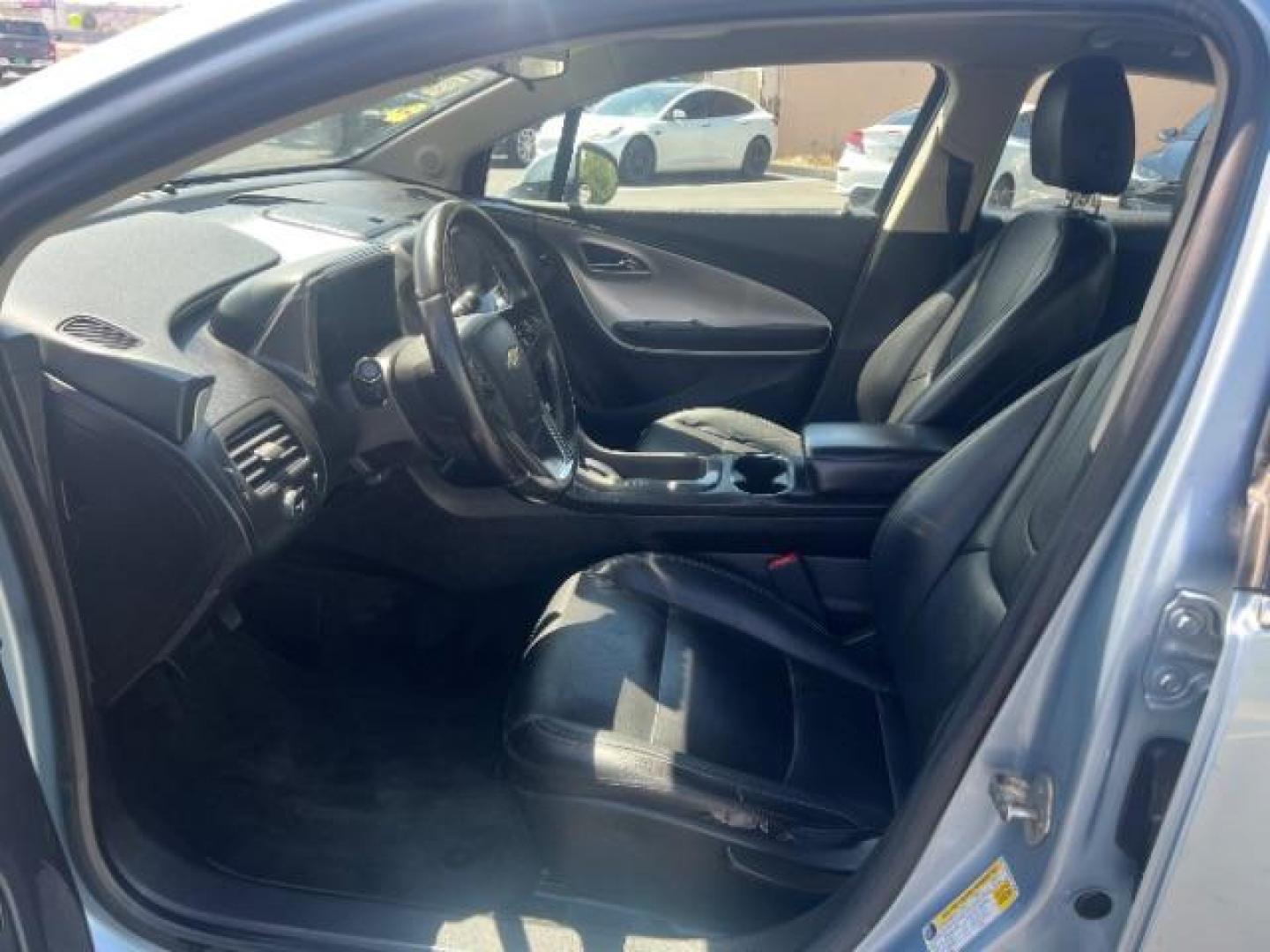 2013 Light Blue /Black Leather Interior Chevrolet Volt Premium (1G1RB6E40DU) with an 1.4L L4 DOHC 16V PLU engine, Continuously Variable Transmission transmission, located at 940 North Main Street, Cedar City, UT, 84720, (435) 628-0023, 37.692936, -113.061897 - We specialize in helping ALL people get the best financing available. No matter your credit score, good, bad or none we can get you an amazing rate. Had a bankruptcy, divorce, or repossessions? We give you the green light to get your credit back on the road. Low down and affordable payments that fit - Photo#14