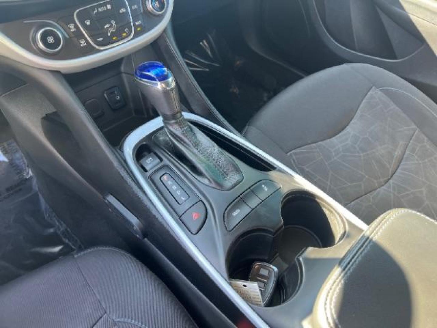 2017 Summit White /Jet Black/Jet Black Chevrolet Volt LT (1G1RC6S53HU) with an Voltec 1.5L I-4 gasoline direct injection engine, Continuously Variable Transmission transmission, located at 1865 East Red Hills Pkwy, St. George, 84770, (435) 628-0023, 37.120850, -113.543640 - ***This vehicle qualifies for the EV/Hybrid tax rebate of up to $4,000*** We are setup with the IRS to receive direct payments within 72 hours. We file the rebate online with IRS and can credit it to your down payment, reduce the sales price OR give you cashback!! These cars will not last and can o - Photo#18
