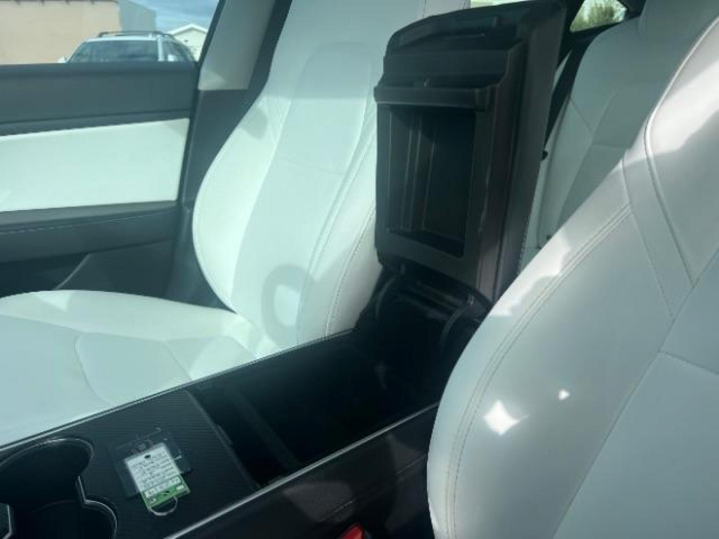 2020 Pearl White Multi-Coat /White/Black Tesla Model 3 Performance Dual Motor All-Wheel Drive (5YJ3E1EC1LF) with an ELECTRIC engine, Continuously Variable Transmission transmission, located at 940 North Main Street, Cedar City, UT, 84720, (435) 628-0023, 37.692936, -113.061897 - ****Price includes $4k IRS EV REBATE**** We are setup with IRS to file the rebate directly and take credit off the price of car. Check with IRS EV website to be sure you qualify. Trump has threatened to end rebate so ACT FAST! Full Self Drivnig Subscription PAID FOR! $8k value. Has small chips - Photo#19