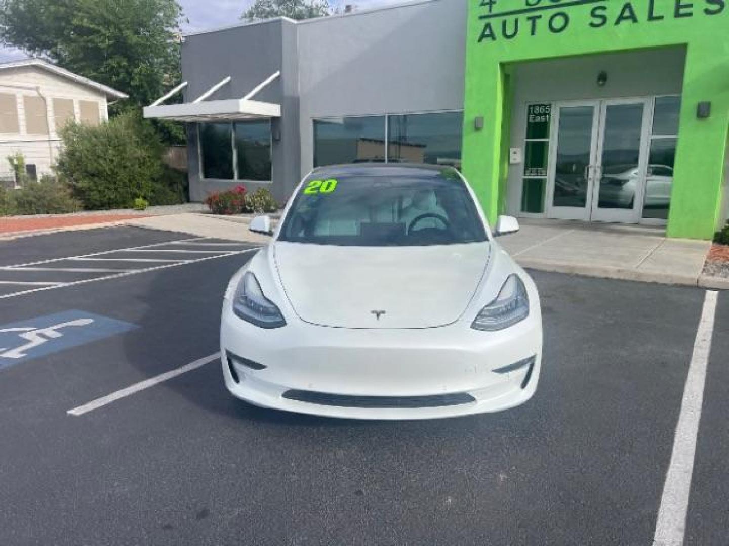 2020 Pearl White Multi-Coat /White/Black Tesla Model 3 Performance Dual Motor All-Wheel Drive (5YJ3E1EC1LF) with an ELECTRIC engine, Continuously Variable Transmission transmission, located at 940 North Main Street, Cedar City, UT, 84720, (435) 628-0023, 37.692936, -113.061897 - ****Price includes $4k IRS EV REBATE**** We are setup with IRS to file the rebate directly and take credit off the price of car. Check with IRS EV website to be sure you qualify. Trump has threatened to end rebate so ACT FAST! Full Self Drivnig Subscription PAID FOR! $8k value. Has small chips - Photo#3
