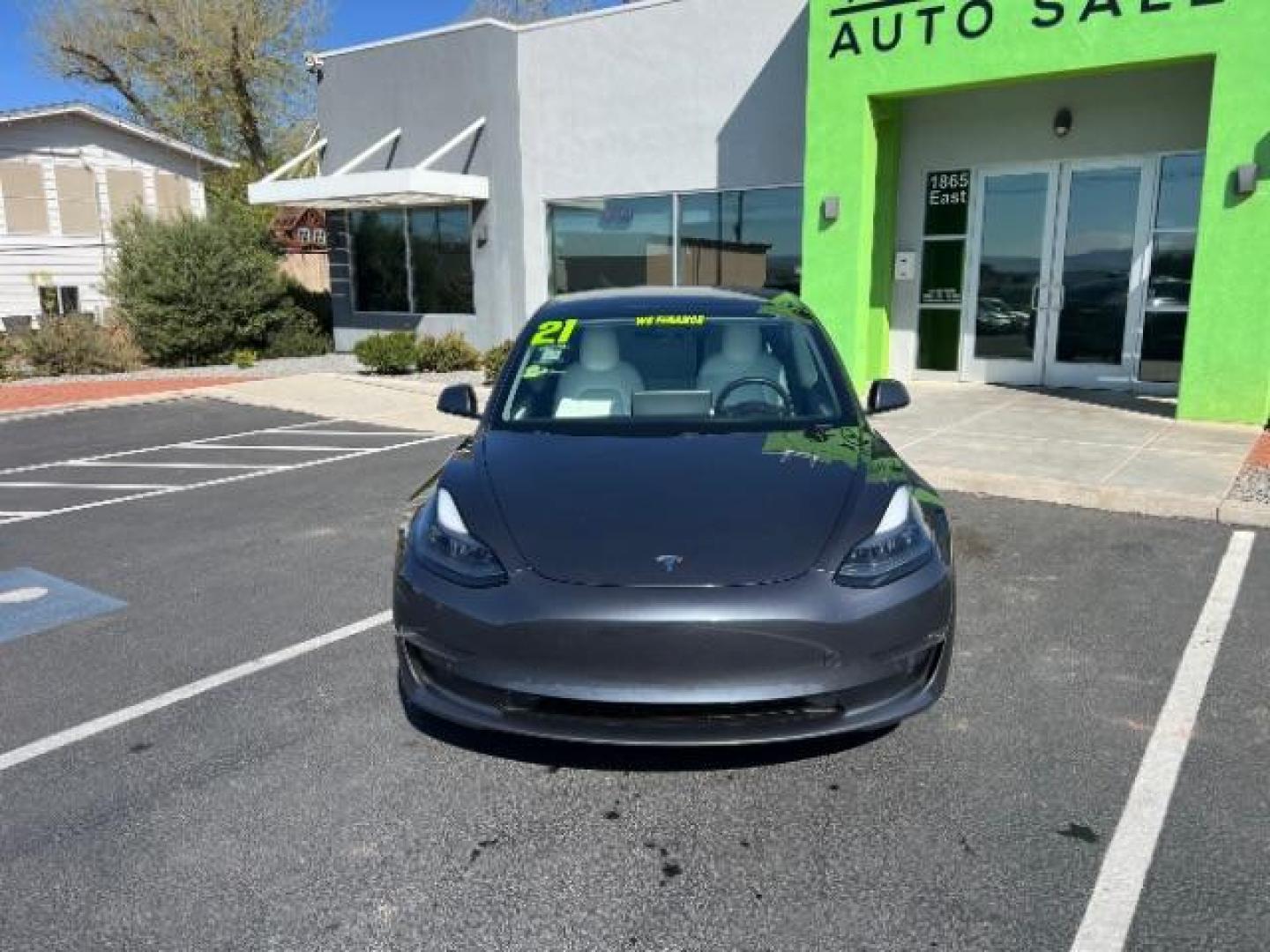 2021 Midnight Silver Metallic /White/Black Tesla Model 3 Long Range Dual Motor All-Wheel Drive (5YJ3E1EB5MF) with an 1.4L L4 DOHC 16V PLUG-IN HYBRID engine, Continuously Variable Transmission transmission, located at 1865 East Red Hills Pkwy, St. George, 84770, (435) 628-0023, 37.120850, -113.543640 - ***PRICE INCLUDES $4k EV REBATE*** Check with IRS website to be sure you qualify for the credit. Excellent condition, LONG RANGE AWD Full motor and battery warranty up to 120k miles. Financing for ALL credit types. Call our stop by. 4 Seasons Auto Southern Utah EV experts! - Photo#1