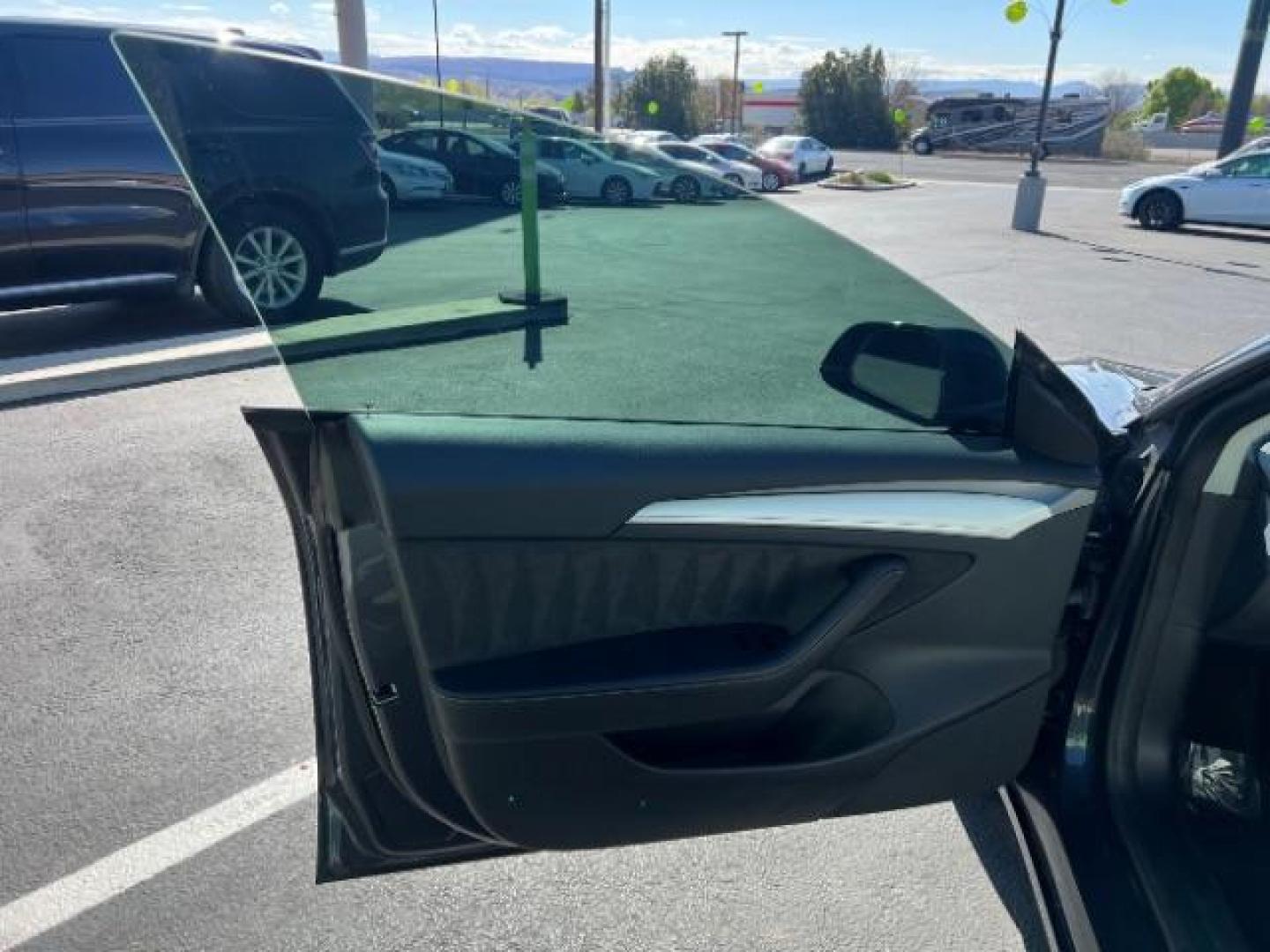 2021 Midnight Silver Metallic /White/Black Tesla Model 3 Long Range Dual Motor All-Wheel Drive (5YJ3E1EB5MF) with an 1.4L L4 DOHC 16V PLUG-IN HYBRID engine, Continuously Variable Transmission transmission, located at 1865 East Red Hills Pkwy, St. George, 84770, (435) 628-0023, 37.120850, -113.543640 - ***PRICE INCLUDES $4k EV REBATE*** Check with IRS website to be sure you qualify for the credit. Excellent condition, LONG RANGE AWD Full motor and battery warranty up to 120k miles. Financing for ALL credit types. Call our stop by. 4 Seasons Auto Southern Utah EV experts! - Photo#12