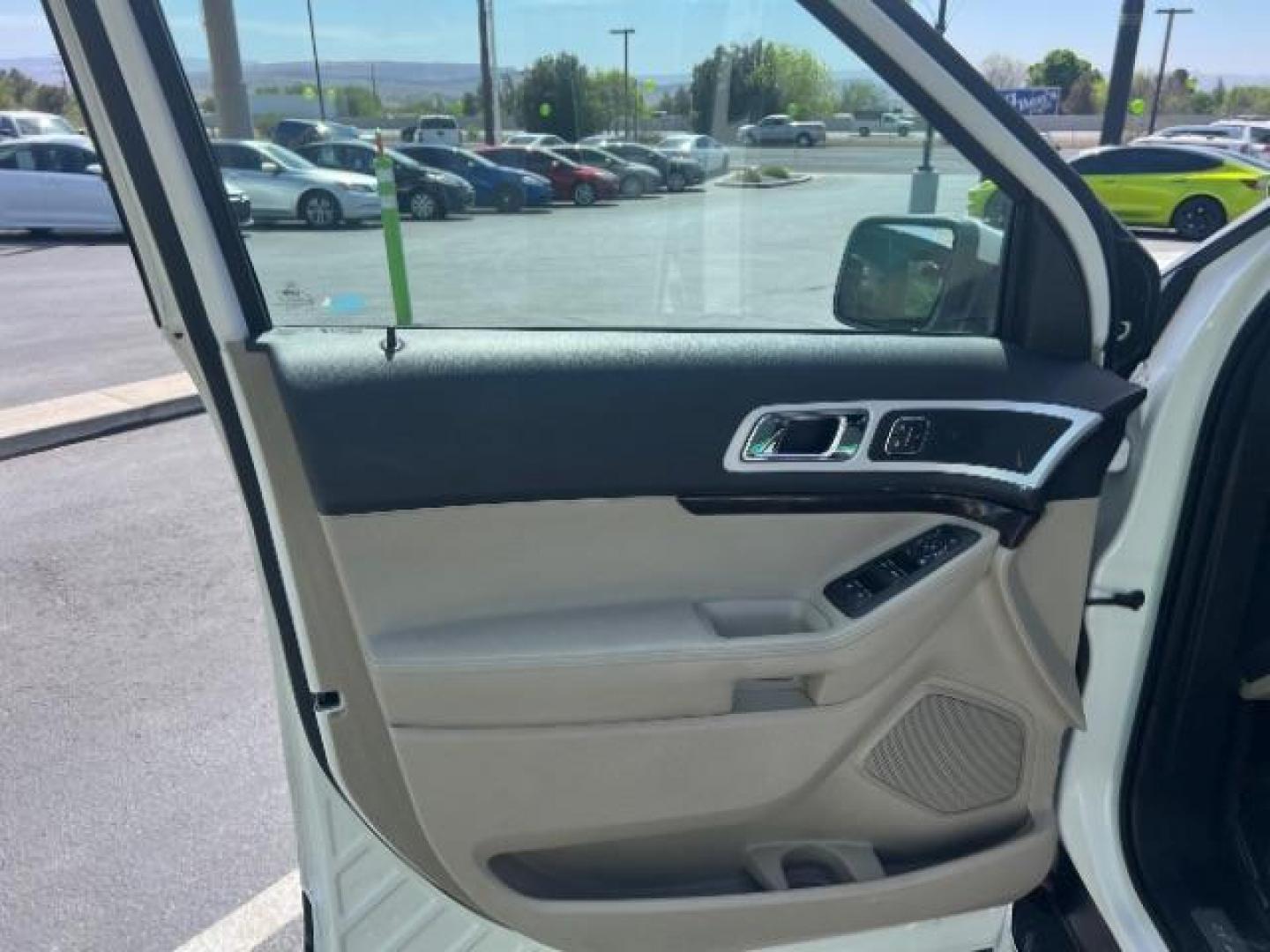 2014 White Platinum Metallic Tri-Coat /Medium Light Stone Ford Explorer Limited (1FM5K7F86EG) with an 3.5L V-6 DOHC engine, Continuously Variable Transmission transmission, located at 940 North Main Street, Cedar City, UT, 84720, (435) 628-0023, 37.692936, -113.061897 - We specialize in helping ALL people get the best financing available. No matter your credit score, good, bad or none we can get you an amazing rate. Had a bankruptcy, divorce, or repossessions? We give you the green light to get your credit back on the road. Low down and affordable payments that fit - Photo#12