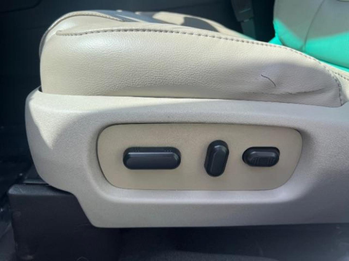 2014 White Platinum Metallic Tri-Coat /Medium Light Stone Ford Explorer Limited (1FM5K7F86EG) with an 3.5L V-6 DOHC engine, Continuously Variable Transmission transmission, located at 940 North Main Street, Cedar City, UT, 84720, (435) 628-0023, 37.692936, -113.061897 - We specialize in helping ALL people get the best financing available. No matter your credit score, good, bad or none we can get you an amazing rate. Had a bankruptcy, divorce, or repossessions? We give you the green light to get your credit back on the road. Low down and affordable payments that fit - Photo#13