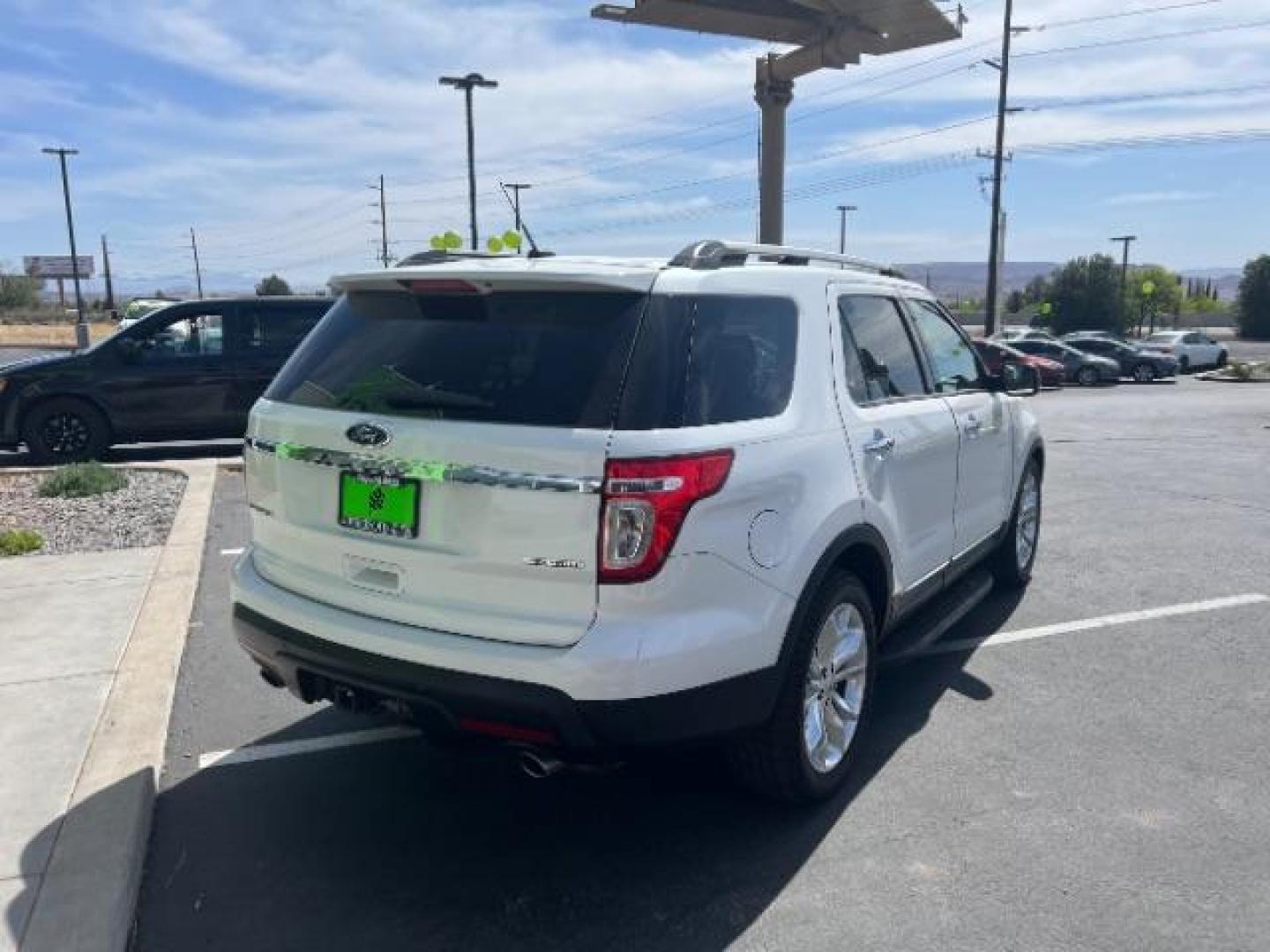 2014 White Platinum Metallic Tri-Coat /Medium Light Stone Ford Explorer Limited (1FM5K7F86EG) with an 3.5L V-6 DOHC engine, Continuously Variable Transmission transmission, located at 940 North Main Street, Cedar City, UT, 84720, (435) 628-0023, 37.692936, -113.061897 - We specialize in helping ALL people get the best financing available. No matter your credit score, good, bad or none we can get you an amazing rate. Had a bankruptcy, divorce, or repossessions? We give you the green light to get your credit back on the road. Low down and affordable payments that fit - Photo#6