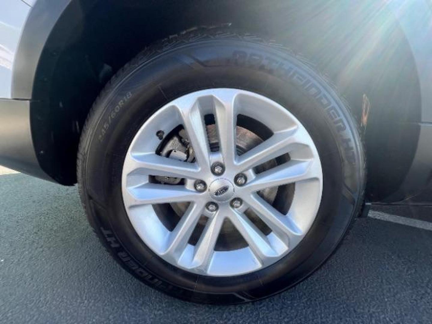 2014 White Platinum Metallic Tri-Coat /Charcoal Black Ford Explorer XLT (1FM5K7D82EG) with an 3.5L V-6 DOHC engine, located at 1865 East Red Hills Pkwy, St. George, 84770, (435) 628-0023, 37.120850, -113.543640 - We specialize in helping ALL people get the best financing available. No matter your credit score, good, bad or none we can get you an amazing rate. Had a bankruptcy, divorce, or repossessions? We give you the green light to get your credit back on the road. Low down and affordable payments that fit - Photo#9