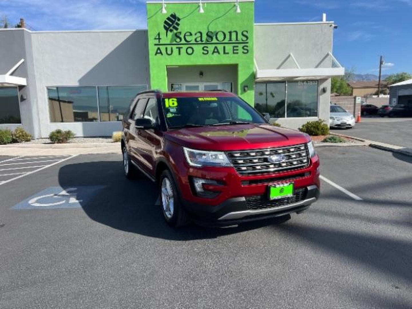 2016 Ruby Red Metallic Tinted Clearcoat /Ebony Black Ford Explorer XLT (1FM5K8D8XGG) with an 3.5L V-6 DOHC engine, located at 1865 East Red Hills Pkwy, St. George, 84770, (435) 628-0023, 37.120850, -113.543640 - We specialize in helping ALL people get the best financing available. No matter your credit score, good, bad or none we can get you an amazing rate. Had a bankruptcy, divorce, or repossessions? We give you the green light to get your credit back on the road. Low down and affordable payments that fit - Photo#0