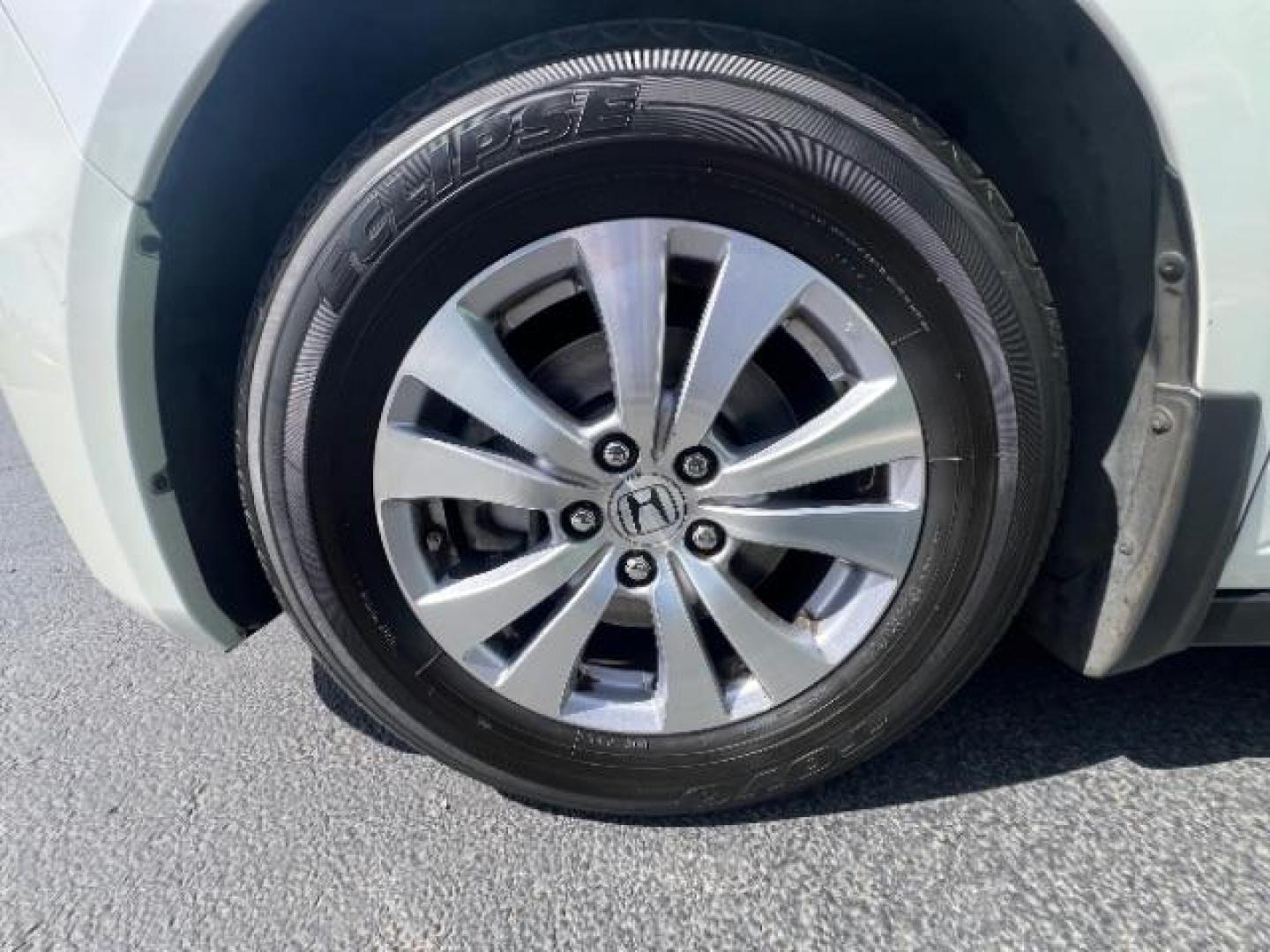 2016 White Diamond Pearl /Beige Honda Odyssey SE (5FNRL5H31GB) with an 3.5L V-6 i-VTEC variable valve control engine, located at 1865 East Red Hills Pkwy, St. George, 84770, (435) 628-0023, 37.120850, -113.543640 - We specialize in helping ALL people get the best financing available. No matter your credit score, good, bad or none we can get you an amazing rate. Had a bankruptcy, divorce, or repossessions? We give you the green light to get your credit back on the road. Low down and affordable payments that fit - Photo#9