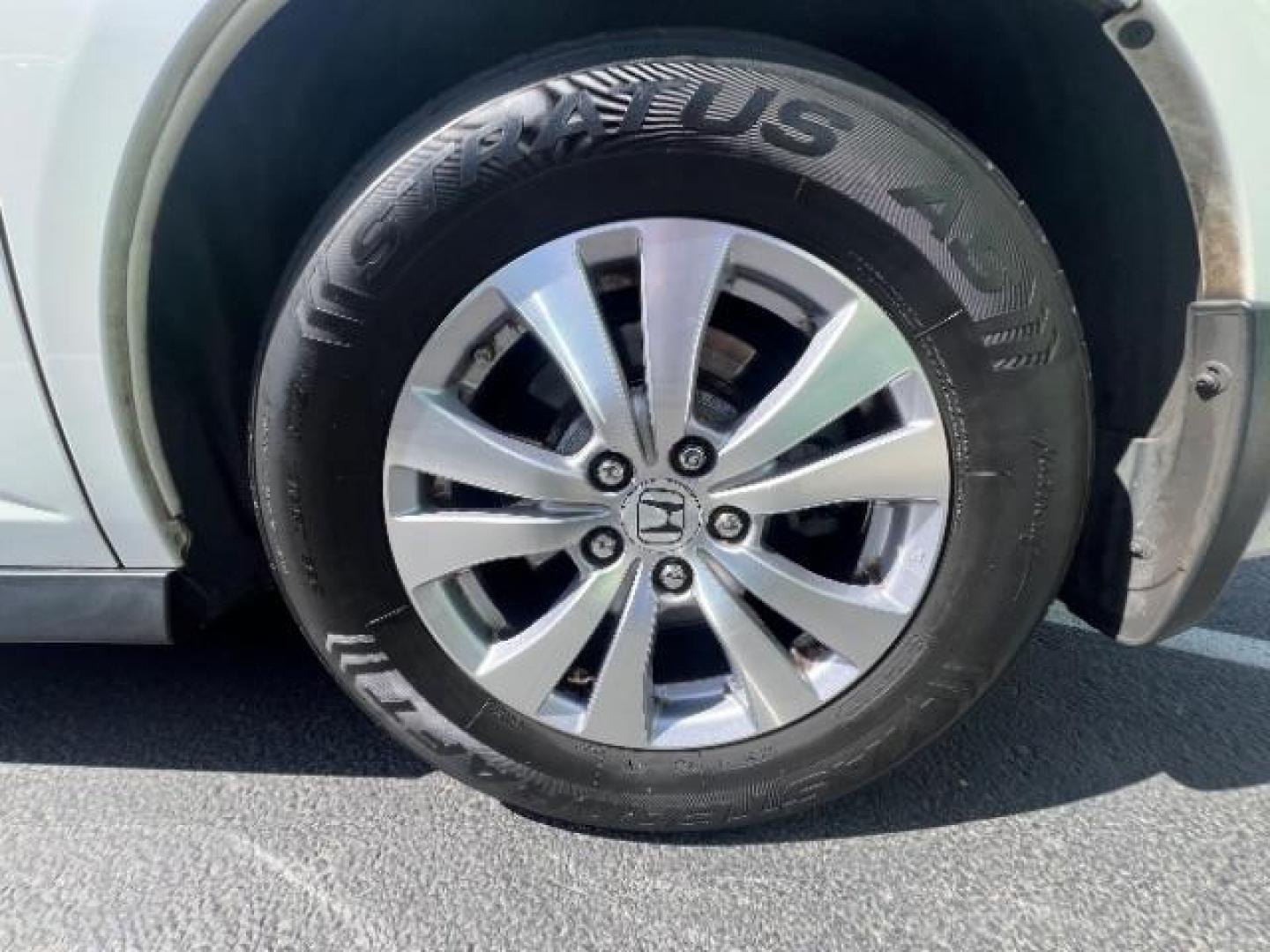 2016 White Diamond Pearl /Beige Honda Odyssey SE (5FNRL5H31GB) with an 3.5L V-6 i-VTEC variable valve control engine, located at 1865 East Red Hills Pkwy, St. George, 84770, (435) 628-0023, 37.120850, -113.543640 - We specialize in helping ALL people get the best financing available. No matter your credit score, good, bad or none we can get you an amazing rate. Had a bankruptcy, divorce, or repossessions? We give you the green light to get your credit back on the road. Low down and affordable payments that fit - Photo#10