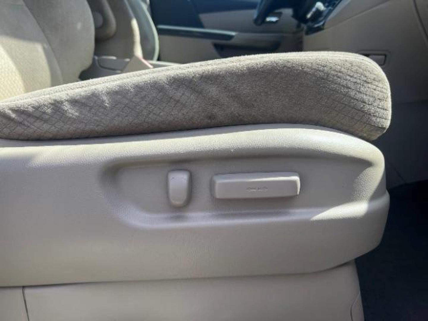 2016 White Diamond Pearl /Beige Honda Odyssey SE (5FNRL5H31GB) with an 3.5L V-6 i-VTEC variable valve control engine, located at 1865 East Red Hills Pkwy, St. George, 84770, (435) 628-0023, 37.120850, -113.543640 - We specialize in helping ALL people get the best financing available. No matter your credit score, good, bad or none we can get you an amazing rate. Had a bankruptcy, divorce, or repossessions? We give you the green light to get your credit back on the road. Low down and affordable payments that fit - Photo#30