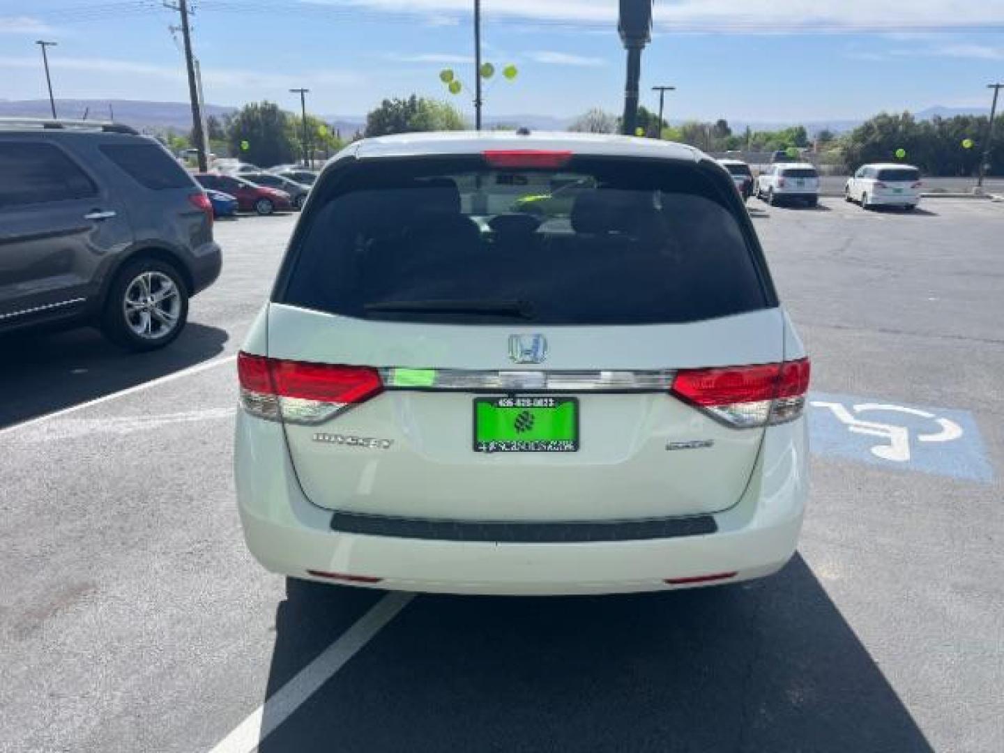 2016 White Diamond Pearl /Beige Honda Odyssey SE (5FNRL5H31GB) with an 3.5L V-6 i-VTEC variable valve control engine, located at 1865 East Red Hills Pkwy, St. George, 84770, (435) 628-0023, 37.120850, -113.543640 - We specialize in helping ALL people get the best financing available. No matter your credit score, good, bad or none we can get you an amazing rate. Had a bankruptcy, divorce, or repossessions? We give you the green light to get your credit back on the road. Low down and affordable payments that fit - Photo#5