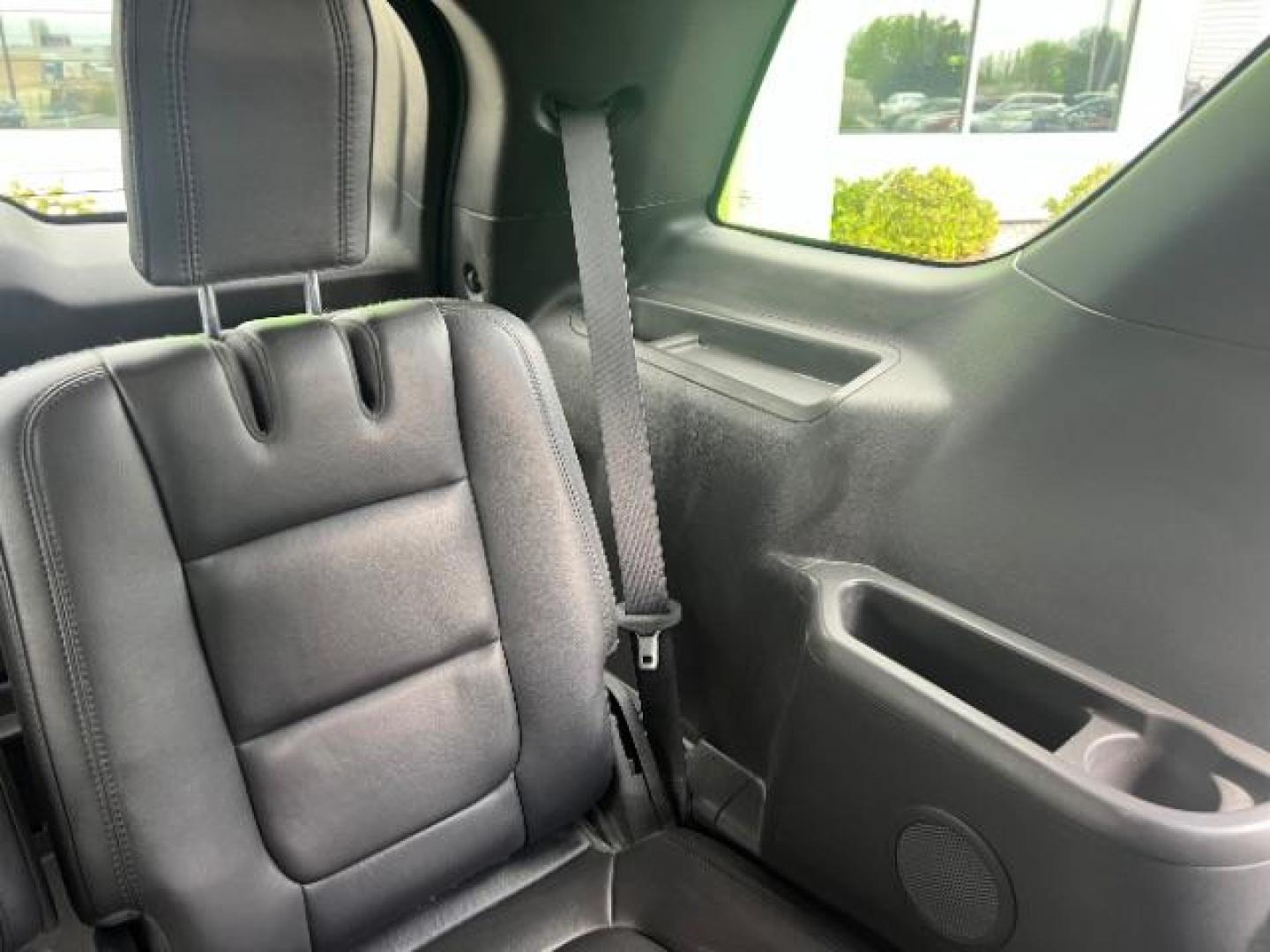 2014 Tuxedo Black Metallic /Charcoal Black Ford Explorer XLT (1FM5K8D81EG) with an 3.5L V-6 DOHC engine, located at 1865 East Red Hills Pkwy, St. George, 84770, (435) 628-0023, 37.120850, -113.543640 - We specialize in helping ALL people get the best financing available. No matter your credit score, good, bad or none we can get you an amazing rate. Had a bankruptcy, divorce, or repossessions? We give you the green light to get your credit back on the road. Low down and affordable payments that fit - Photo#27
