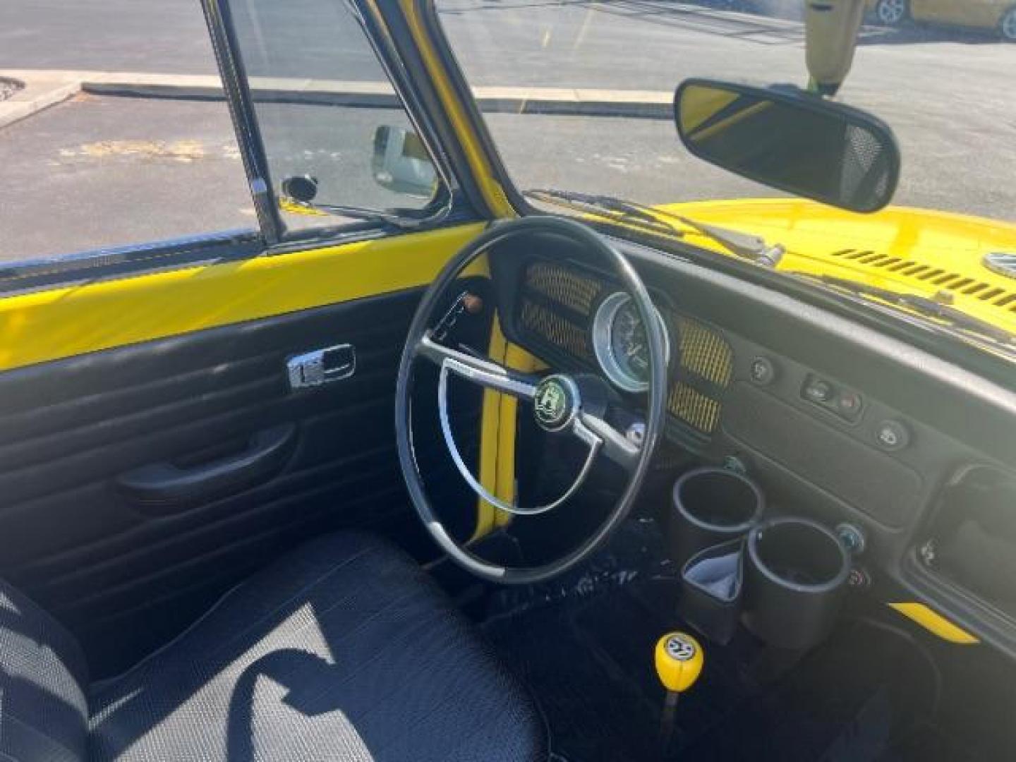 1971 Yellow /Black Interior Volkswagen Super Beetle TY Premium (1513041680) , 5-Speed Manual transmission, located at 1865 East Red Hills Pkwy, St. George, 84770, (435) 628-0023, 37.120850, -113.543640 - Great condition, Collectors special - Photo#24