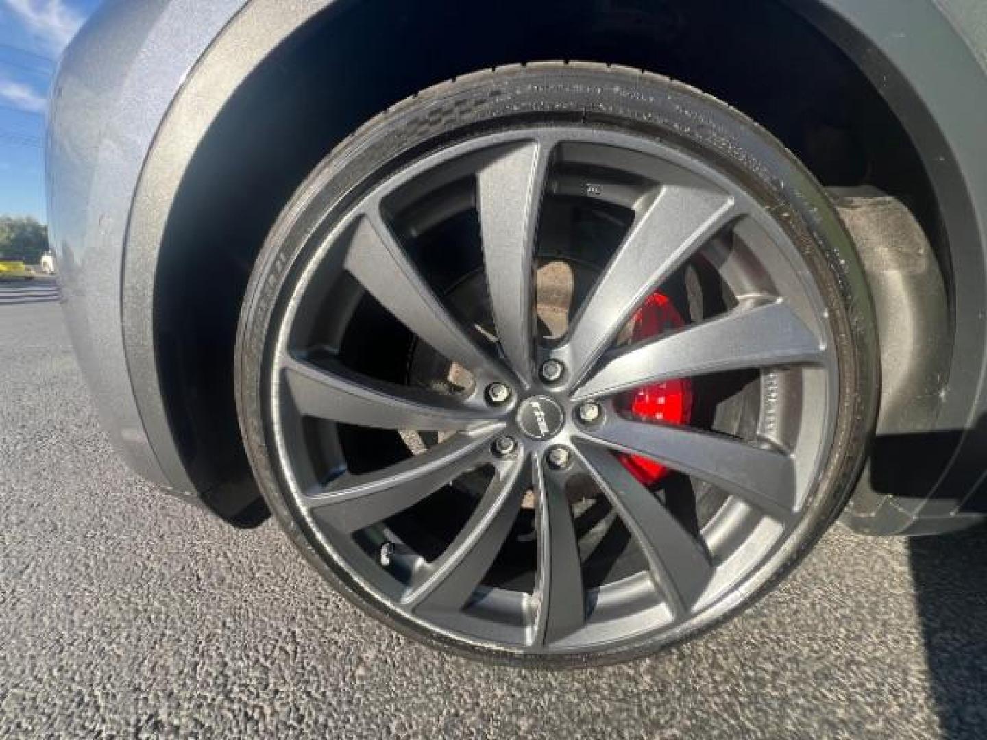 2022 Midnight Silver Metallic /Black Tesla Model Y Performance Dual Motor All-Wheel Drive (7SAYGDEF9NF) with an 2.0L L4 DOHC 16V TUR engine, Continuously Variable Transmission transmission, located at 1865 East Red Hills Pkwy, St. George, 84770, (435) 628-0023, 37.120850, -113.543640 - ****Price includes $4k IRS EV REBATE**** We are setup with IRS to file the rebate directly and take credit off the price of car. Check with IRS EV website to be sure you qualify. Trump has threatened to end rebate so ACT FAST! Full battery and motor warranty up to 120k miles We are THE southern - Photo#11