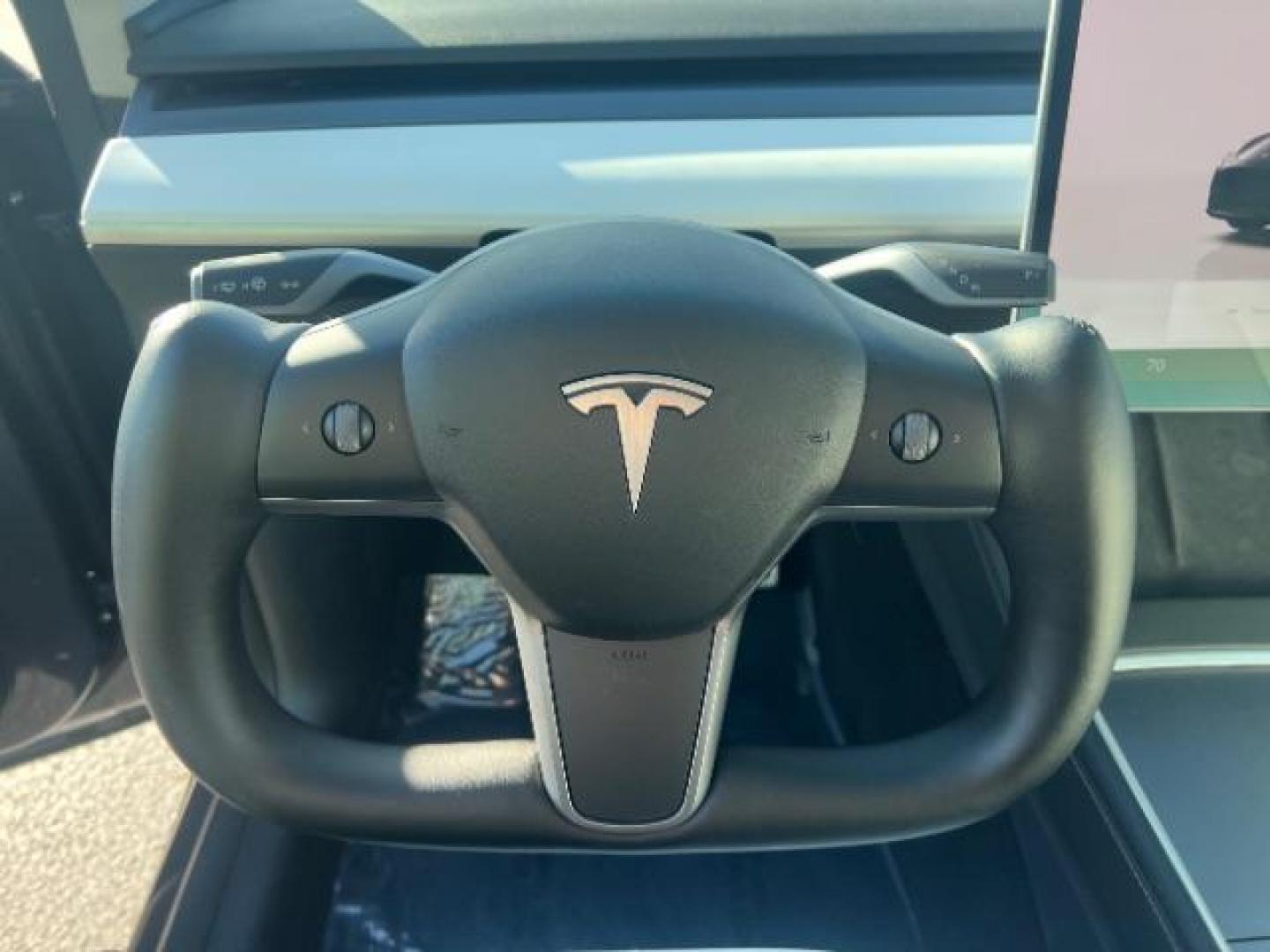 2022 Midnight Silver Metallic /Black Tesla Model Y Performance Dual Motor All-Wheel Drive (7SAYGDEF9NF) with an 2.0L L4 DOHC 16V TUR engine, Continuously Variable Transmission transmission, located at 1865 East Red Hills Pkwy, St. George, 84770, (435) 628-0023, 37.120850, -113.543640 - ****Price includes $4k IRS EV REBATE**** We are setup with IRS to file the rebate directly and take credit off the price of car. Check with IRS EV website to be sure you qualify. Trump has threatened to end rebate so ACT FAST! Full battery and motor warranty up to 120k miles We are THE southern - Photo#17