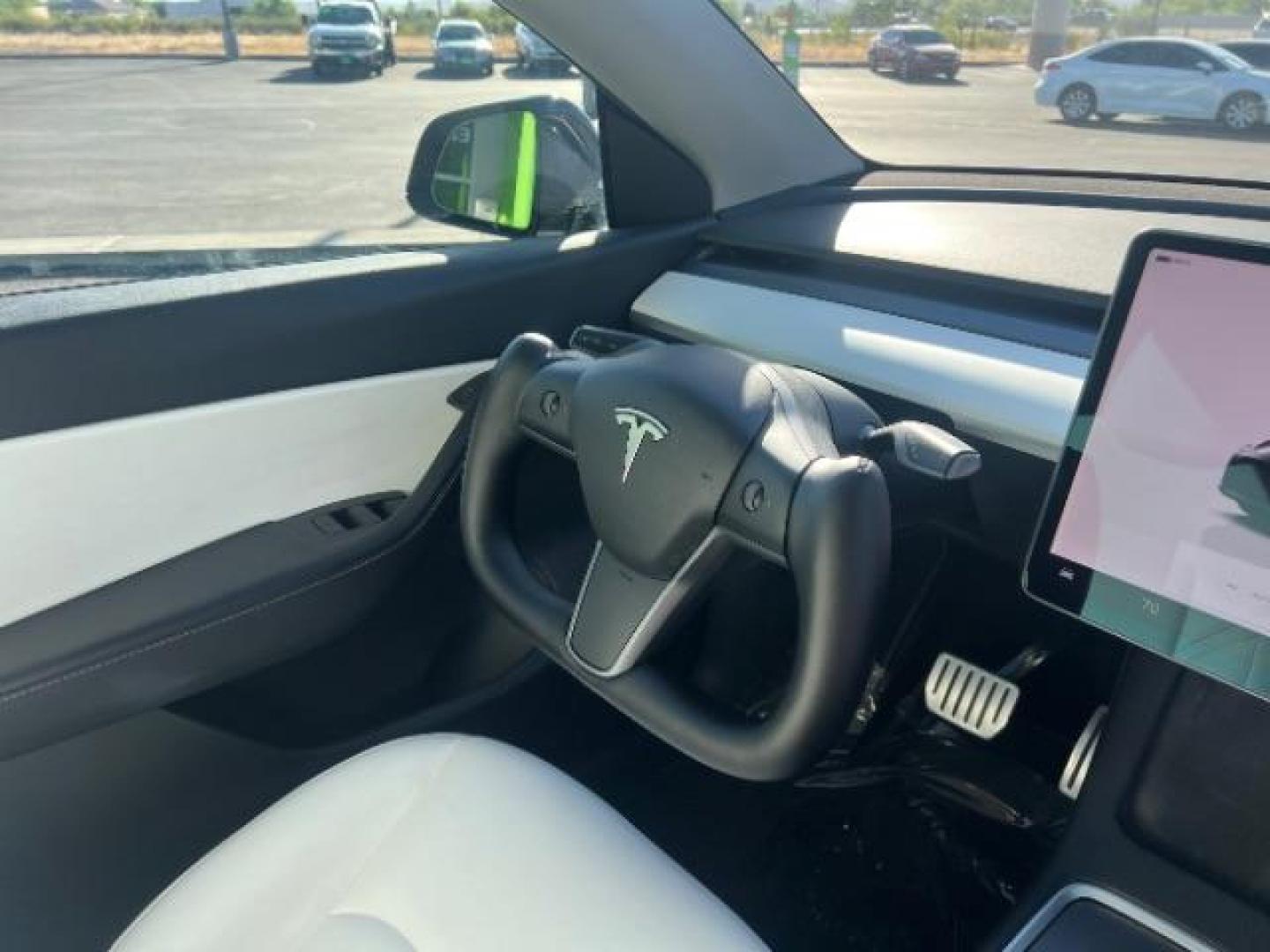 2022 Midnight Silver Metallic /Black Tesla Model Y Performance Dual Motor All-Wheel Drive (7SAYGDEF9NF) with an 2.0L L4 DOHC 16V TUR engine, Continuously Variable Transmission transmission, located at 1865 East Red Hills Pkwy, St. George, 84770, (435) 628-0023, 37.120850, -113.543640 - ****Price includes $4k IRS EV REBATE**** We are setup with IRS to file the rebate directly and take credit off the price of car. Check with IRS EV website to be sure you qualify. Trump has threatened to end rebate so ACT FAST! Full battery and motor warranty up to 120k miles We are THE southern - Photo#29