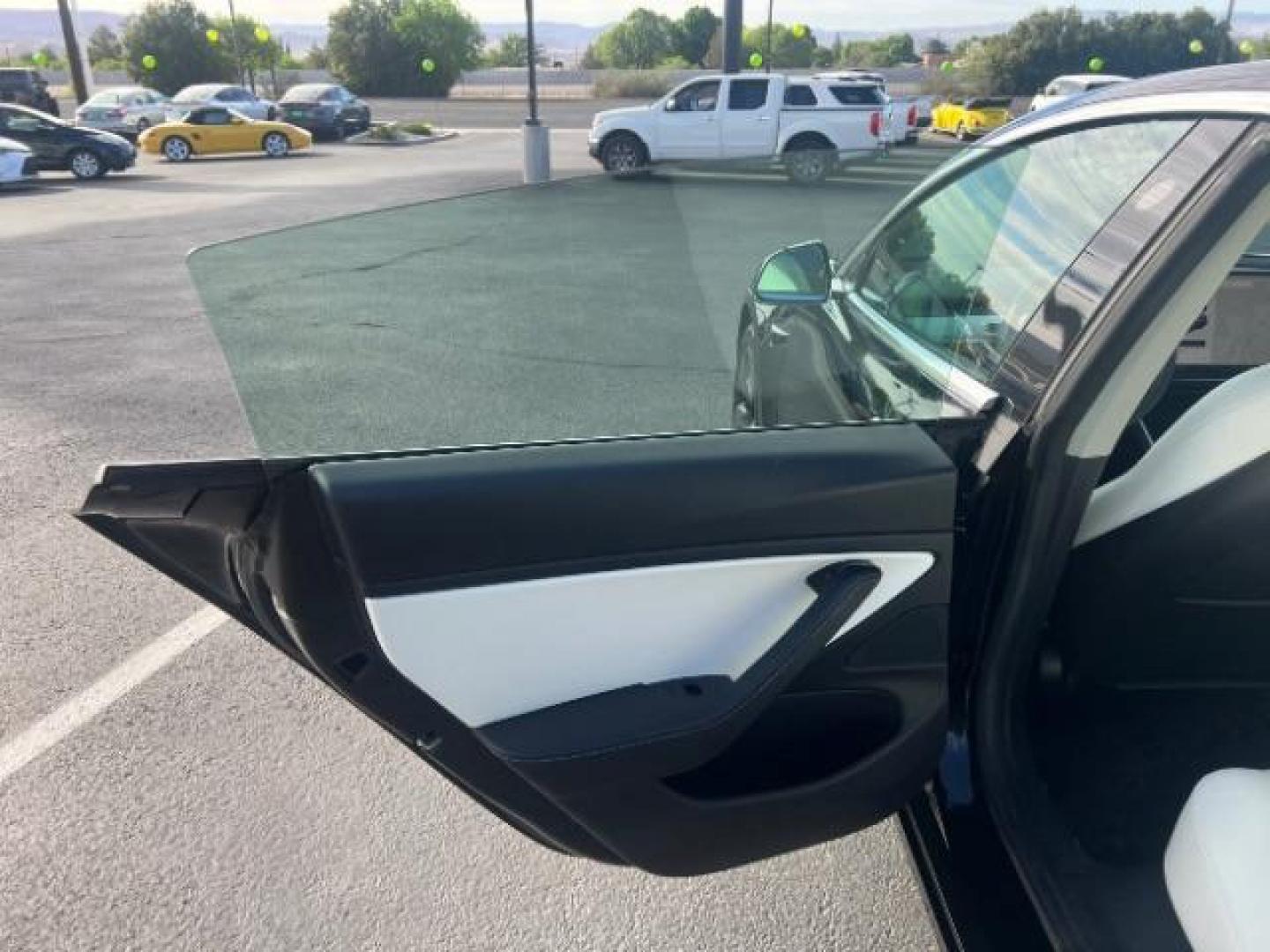 2020 Solid Black /White/Black Tesla Model 3 Long Range Dual Motor All-Wheel Drive (5YJ3E1EBXLF) with an ELECTRIC engine, Continuously Variable Transmission transmission, located at 1865 East Red Hills Pkwy, St. George, 84770, (435) 628-0023, 37.120850, -113.543640 - ***PRICE INCLUDES $4k EV REBATE*** Check with IRS website to be sure you qualify for the credit. Excellent condition, LONG RANGE AWD Full motor and battery warranty up to 120k miles. Financing for ALL credit types. Call our stop by. 4 Seasons Auto Southern Utah EV experts! - Photo#20