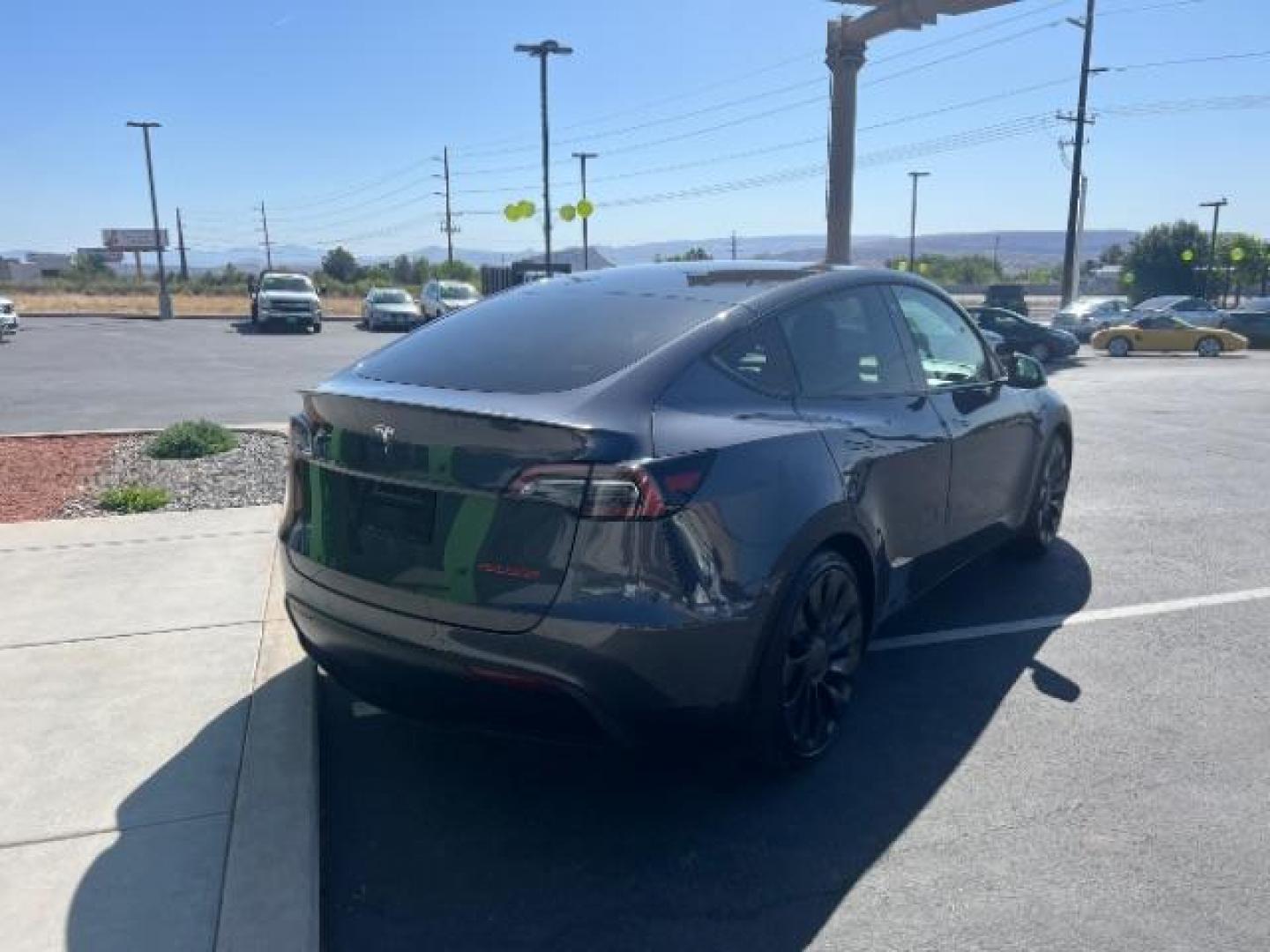2022 Midnight Silver Metallic /Black Tesla Model Y Performance Dual Motor All-Wheel Drive (7SAYGDEF8NF) , Continuously Variable Transmission transmission, located at 1865 East Red Hills Pkwy, St. George, 84770, (435) 628-0023, 37.120850, -113.543640 - Excellent Performance AWD Full factory battery and motor warranty up to 120k miles Call or text us for more info We are the Southern Utah TESLA experts - Photo#8