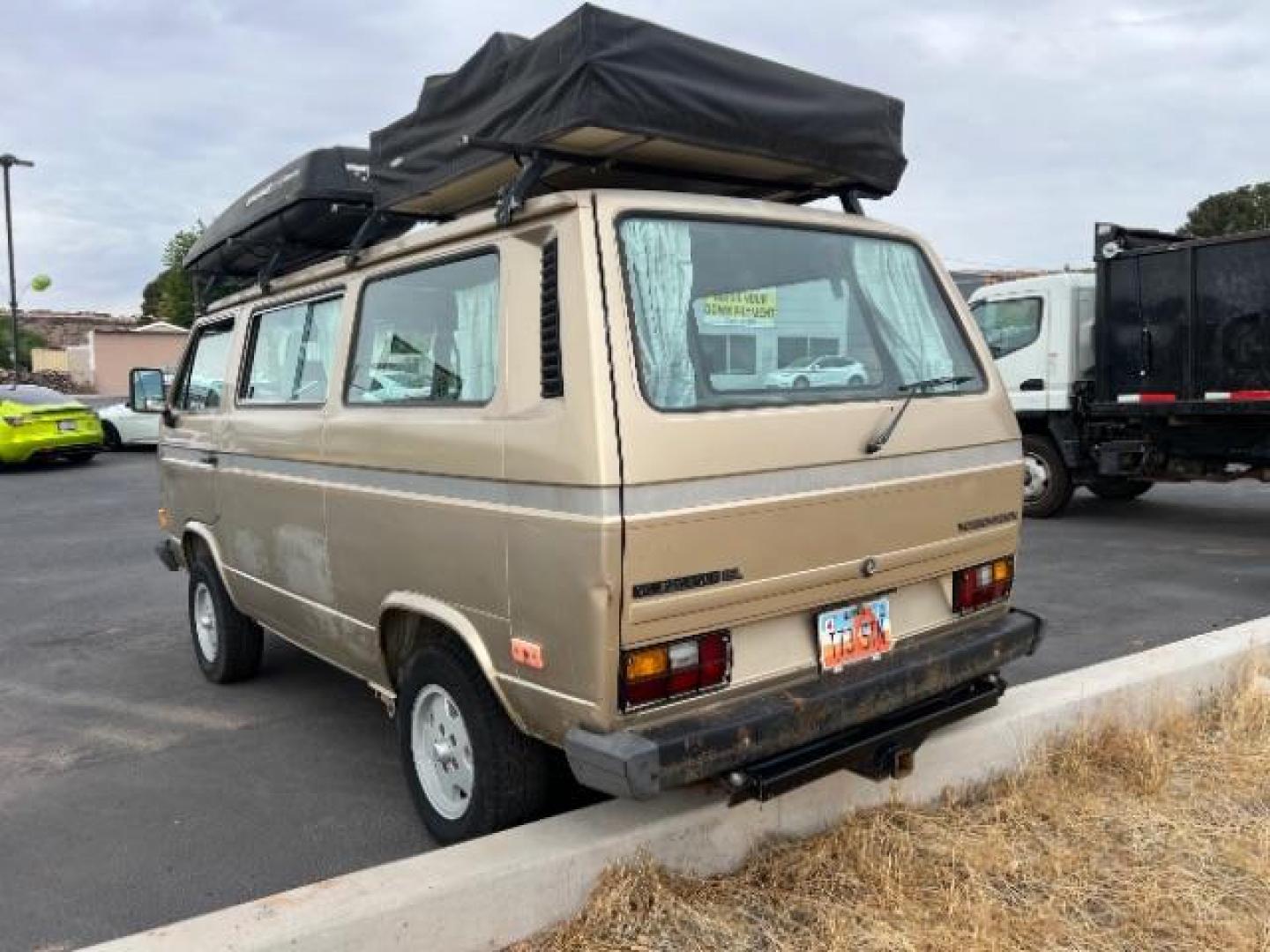 1987 Beige /Tan/Brown Cloth Interior Volkswagen Vanagon Bus (WV2YB0254HH) with an 2.1L L4 OHV 8V engine, located at 1865 East Red Hills Pkwy, St. George, 84770, (435) 628-0023, 37.120850, -113.543640 - Photo#4