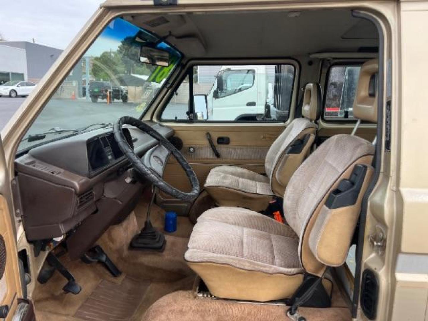1987 Beige /Tan/Brown Cloth Interior Volkswagen Vanagon Bus (WV2YB0254HH) with an 2.1L L4 OHV 8V engine, located at 1865 East Red Hills Pkwy, St. George, 84770, (435) 628-0023, 37.120850, -113.543640 - Photo#12