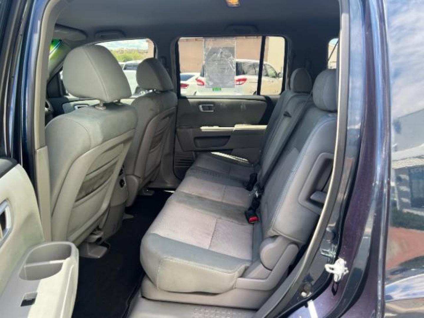 2009 Bali Blue Pearl /Gray Honda Pilot EX (5FNYF38449B) with an 3.5L V-6 i-VTEC VCM variable valve control engine, Automatic transmission, located at 1865 East Red Hills Pkwy, St. George, 84770, (435) 628-0023, 37.120850, -113.543640 - We specialize in helping ALL people get the best financing available. No matter your credit score, good, bad or none we can get you an amazing rate. Had a bankruptcy, divorce, or repossessions? We give you the green light to get your credit back on the road. Low down and affordable payments that fit - Photo#21