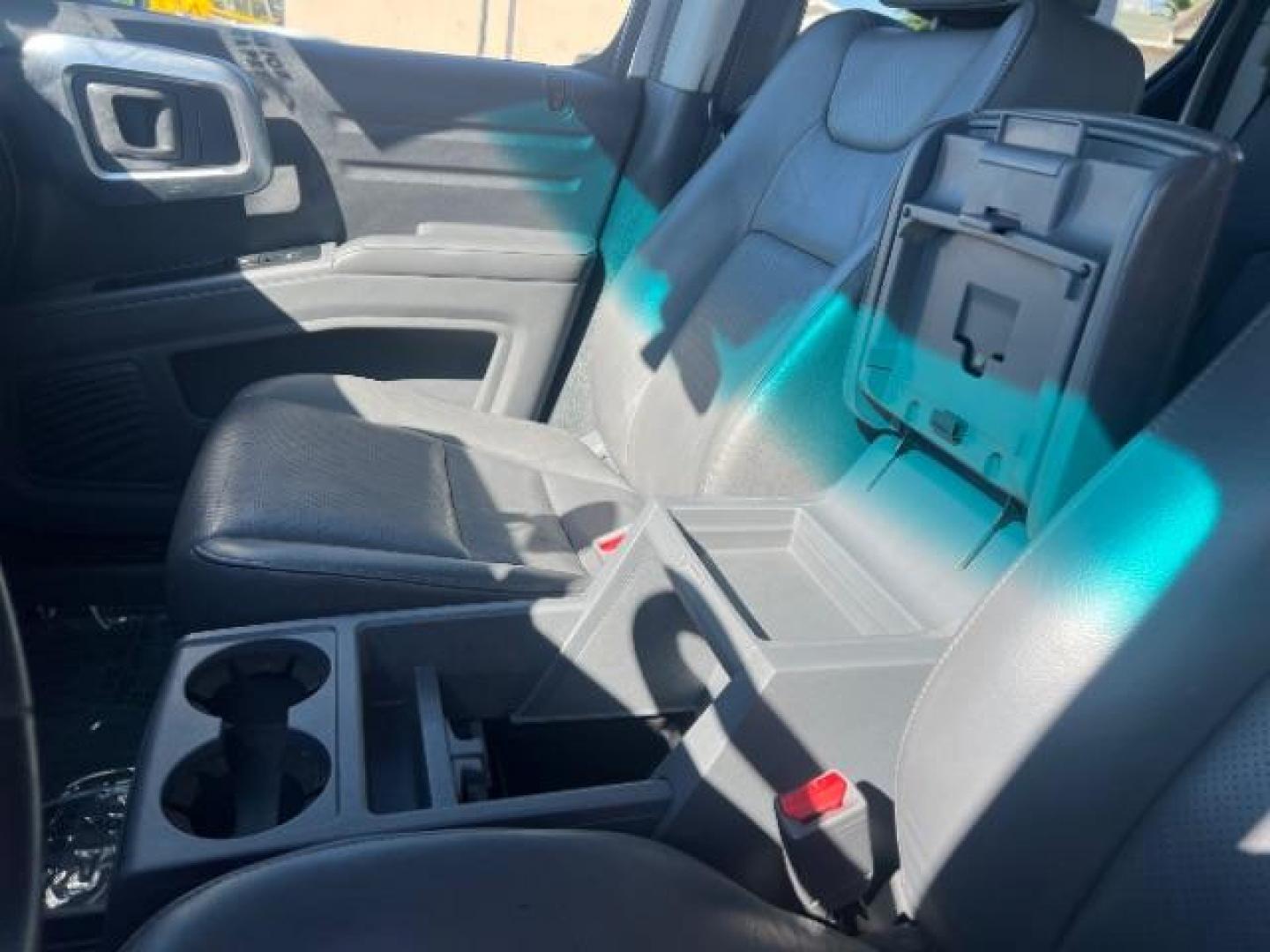2007 Billet Silver Metallic /Gray Leather Interior Honda Ridgeline RTL (2HJYK16547H) with an 3.5L V6 SOHC 24V engine, 5-Speed Automatic transmission, located at 1865 East Red Hills Pkwy, St. George, 84770, (435) 628-0023, 37.120850, -113.543640 - Photo#19