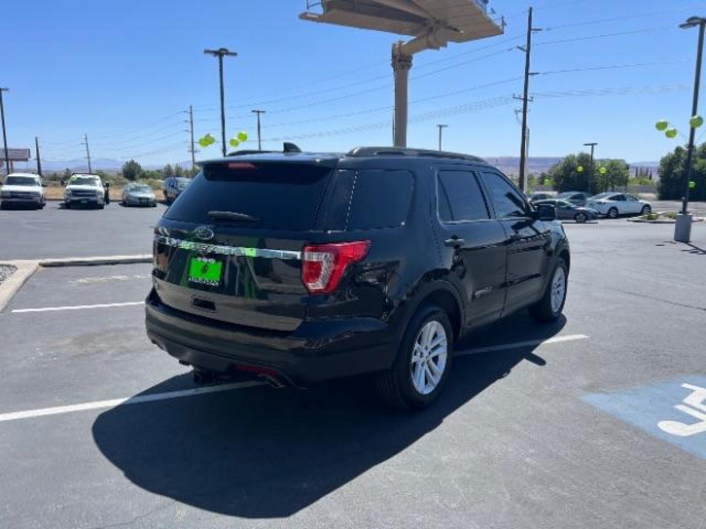 2016 Absolute Black /Medium Light Camel, cloth Ford Explorer Base FWD (1FM5K7B83GG) with an 3.5L V6 DOHC 24V engine, 6-Speed Automatic transmission, located at 1865 East Red Hills Pkwy, St. George, 84770, (435) 628-0023, 37.120850, -113.543640 - We specialize in helping ALL people get the best financing available. No matter your credit score, good, bad or none we can get you an amazing rate. Had a bankruptcy, divorce, or repossessions? We give you the green light to get your credit back on the road. Low down and affordable payments that fit - Photo#6