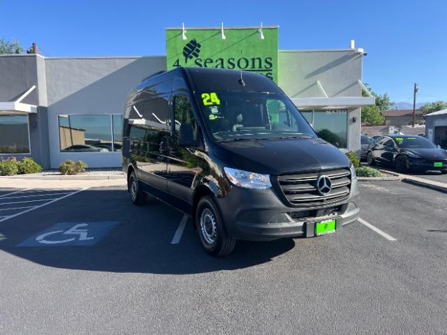 photo of 2024 Mercedes-Benz Sprinter 2500 Standard Roof 4-Cyl Diesel