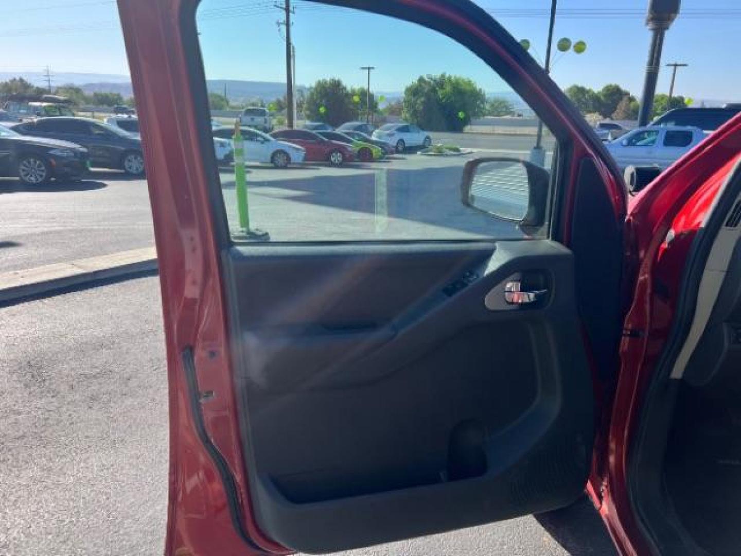 2014 Cayenne Red /Graphite Nissan Frontier SV (1N6AD0CU8EN) with an VQ 4L V-6 DOHC engine, Automatic transmission, located at 1865 East Red Hills Pkwy, St. George, 84770, (435) 628-0023, 37.120850, -113.543640 - We specialize in helping ALL people get the best financing available. No matter your credit score, good, bad or none we can get you an amazing rate. Had a bankruptcy, divorce, or repossessions? We give you the green light to get your credit back on the road. Low down and affordable payments that fit - Photo#12