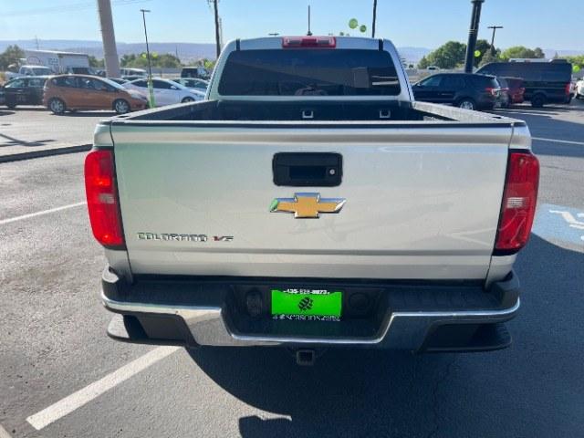 2017 Silver Ice Metallic /Jet Black/Dark Ash Chevrolet Colorado WT (1GCHSBEN2H1) with an 3.6L V-6 gasoline direct injection engine, Automatic transmission, located at 940 North Main Street, Cedar City, UT, 84720, (435) 628-0023, 37.692936, -113.061897 - We specialize in helping ALL people get the best financing available. No matter your credit score, good, bad or none we can get you an amazing rate. Had a bankruptcy, divorce, or repossessions? We give you the green light to get your credit back on the road. Low down and affordable payments that fit- Photo#5