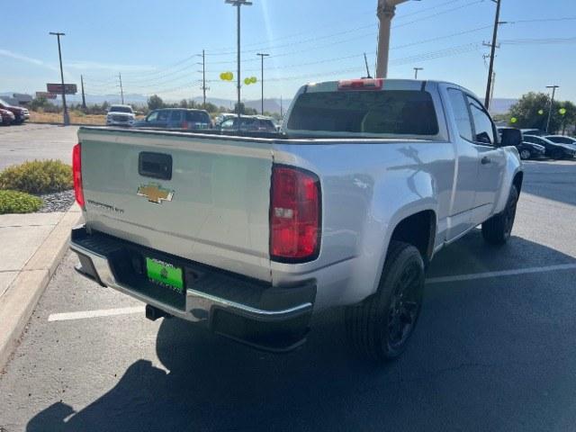 2017 Silver Ice Metallic /Jet Black/Dark Ash Chevrolet Colorado WT (1GCHSBEN2H1) with an 3.6L V-6 gasoline direct injection engine, Automatic transmission, located at 940 North Main Street, Cedar City, UT, 84720, (435) 628-0023, 37.692936, -113.061897 - We specialize in helping ALL people get the best financing available. No matter your credit score, good, bad or none we can get you an amazing rate. Had a bankruptcy, divorce, or repossessions? We give you the green light to get your credit back on the road. Low down and affordable payments that fit- Photo#6