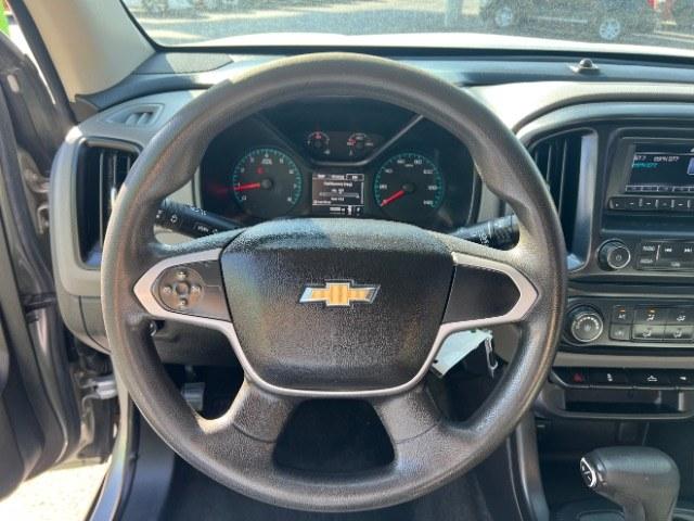 2017 Silver Ice Metallic /Jet Black/Dark Ash Chevrolet Colorado WT (1GCHSBEN2H1) with an 3.6L V-6 gasoline direct injection engine, Automatic transmission, located at 940 North Main Street, Cedar City, UT, 84720, (435) 628-0023, 37.692936, -113.061897 - We specialize in helping ALL people get the best financing available. No matter your credit score, good, bad or none we can get you an amazing rate. Had a bankruptcy, divorce, or repossessions? We give you the green light to get your credit back on the road. Low down and affordable payments that fit- Photo#15
