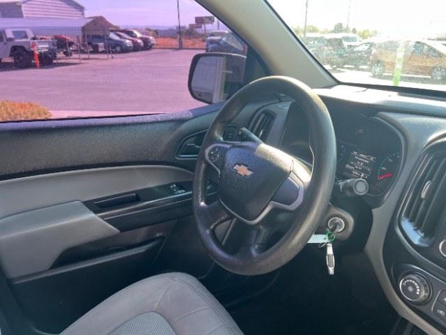 2017 Silver Ice Metallic /Jet Black/Dark Ash Chevrolet Colorado WT (1GCHSBEN2H1) with an 3.6L V-6 gasoline direct injection engine, Automatic transmission, located at 940 North Main Street, Cedar City, UT, 84720, (435) 628-0023, 37.692936, -113.061897 - We specialize in helping ALL people get the best financing available. No matter your credit score, good, bad or none we can get you an amazing rate. Had a bankruptcy, divorce, or repossessions? We give you the green light to get your credit back on the road. Low down and affordable payments that fit- Photo#28