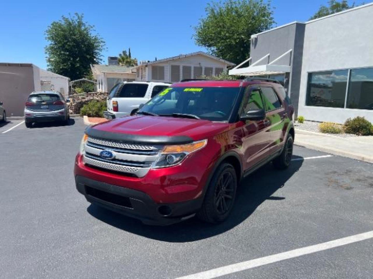 2015 Red /Black Ford Explorer Base FWD (1FM5K7B8XFG) with an 3.5L V6 DOHC 24V engine, 6-Speed Automatic transmission, located at 940 North Main Street, Cedar City, UT, 84720, (435) 628-0023, 37.692936, -113.061897 - We specialize in helping ALL people get the best financing available. No matter your credit score, good, bad or none we can get you an amazing rate. Had a bankruptcy, divorce, or repossessions? We give you the green light to get your credit back on the road. Low down and affordable payments that fit - Photo#2