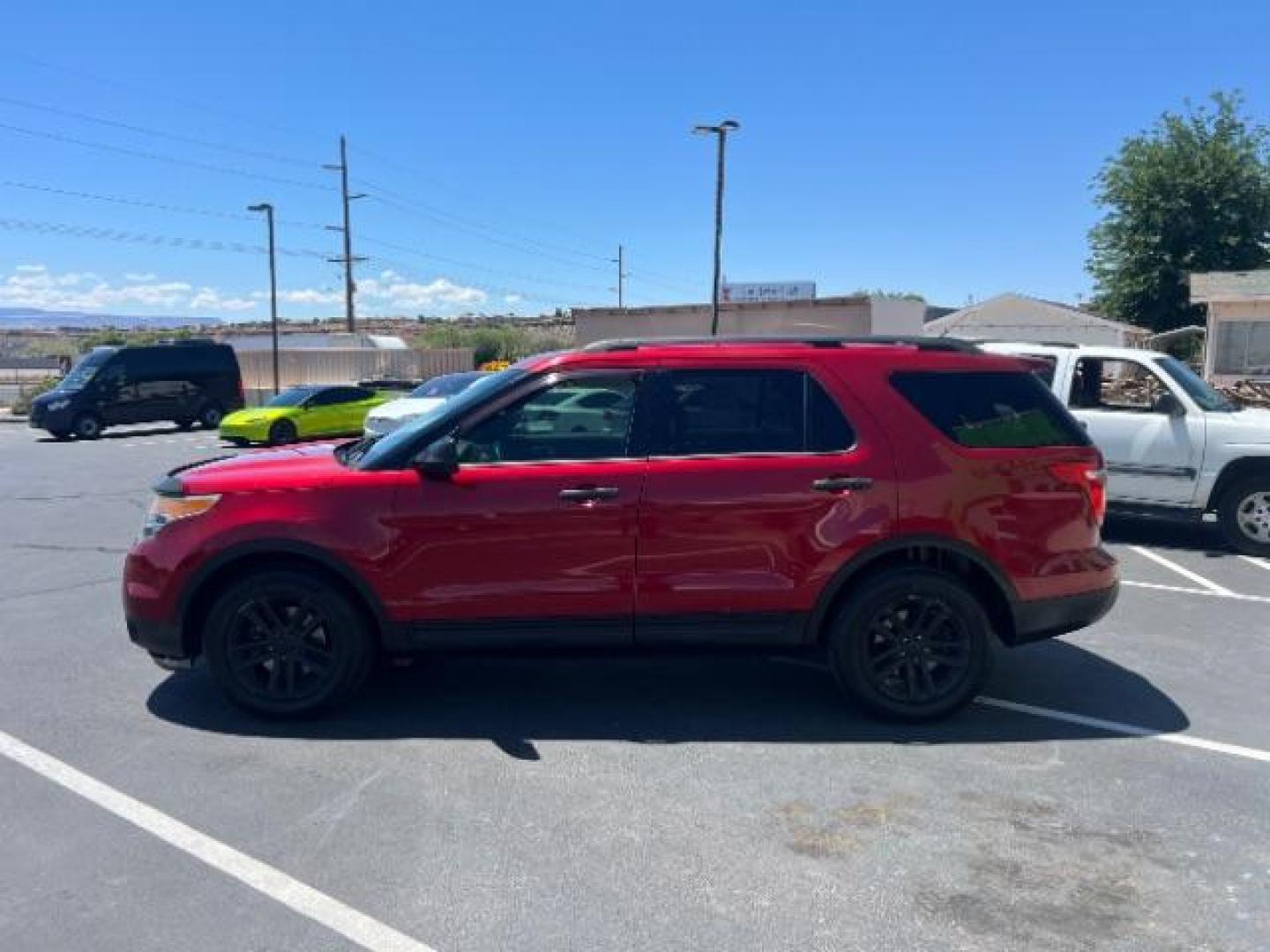 2015 Red /Black Ford Explorer Base FWD (1FM5K7B8XFG) with an 3.5L V6 DOHC 24V engine, 6-Speed Automatic transmission, located at 940 North Main Street, Cedar City, UT, 84720, (435) 628-0023, 37.692936, -113.061897 - We specialize in helping ALL people get the best financing available. No matter your credit score, good, bad or none we can get you an amazing rate. Had a bankruptcy, divorce, or repossessions? We give you the green light to get your credit back on the road. Low down and affordable payments that fit - Photo#3