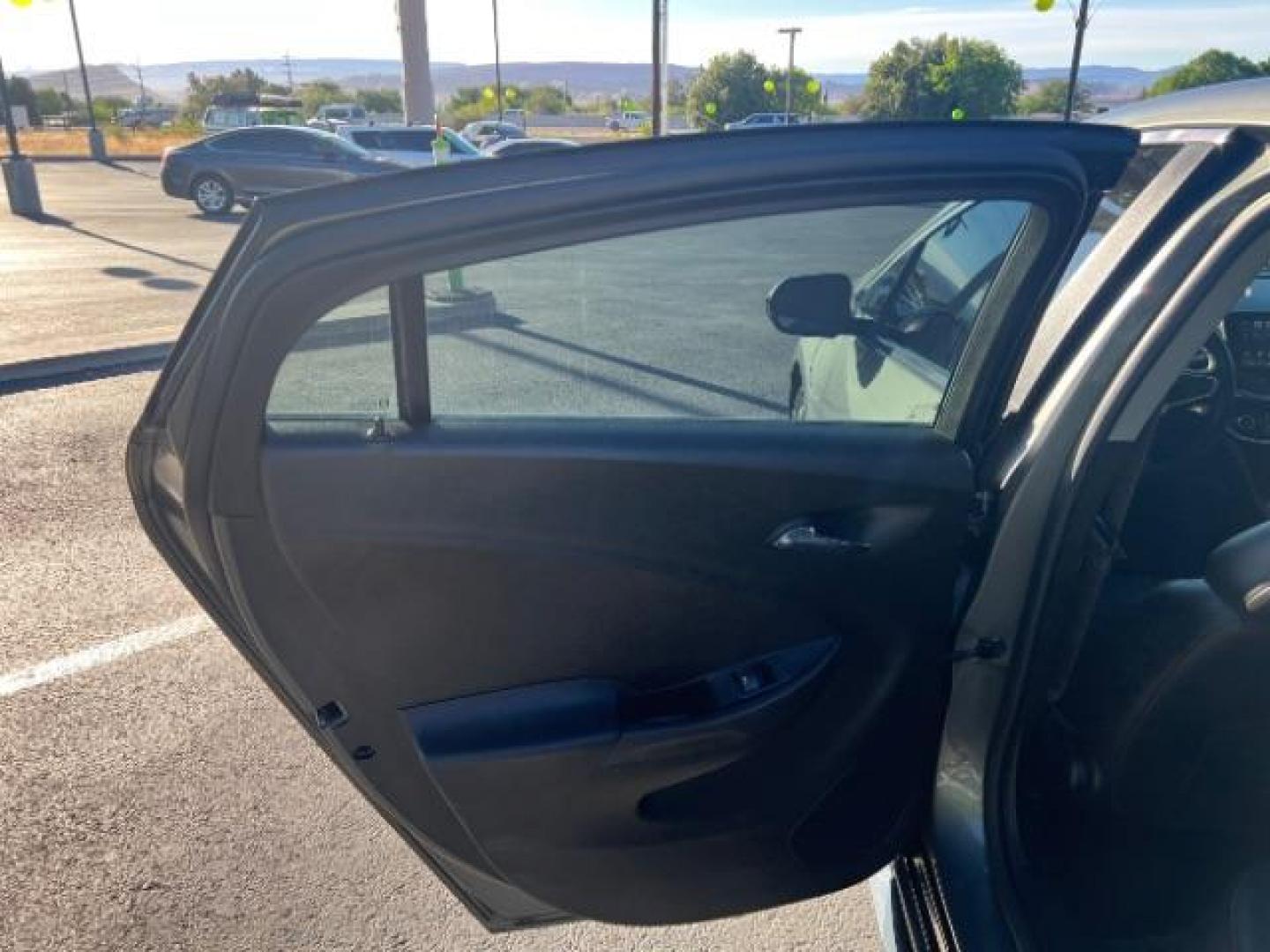 2017 Heather Gray Metallic /Jet Black/Jet Black Accents Chevrolet Volt Premier (1G1RD6S5XHU) with an Voltec 1.5L I-4 gasoline direct injection engine, Continuously Variable Transmission transmission, located at 1865 East Red Hills Pkwy, St. George, 84770, (435) 628-0023, 37.120850, -113.543640 - ***This vehicle qualifies for the EV/Hybrid tax rebate of up to $4,000*** We are setup with the IRS to receive direct payments within 72 hours. We file the rebate online with IRS and can credit it to your down payment, reduce the sales price OR give you cashback!! These cars will not last and can o - Photo#20