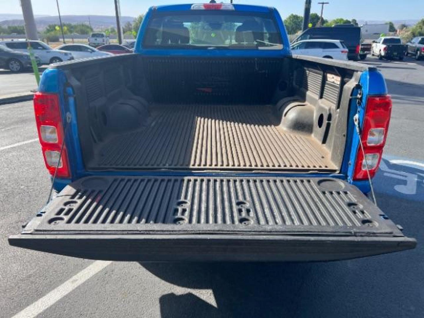 2021 Velocity Blue Metallic /Ebony Ford Ranger XL (1FTER1EH0ML) with an EcoBoost 2.3L I-4 gasoline direct injection engine, Automatic transmission, located at 1865 East Red Hills Pkwy, St. George, 84770, (435) 628-0023, 37.120850, -113.543640 - We specialize in helping ALL people get the best financing available. No matter your credit score, good, bad or none we can get you an amazing rate. Had a bankruptcy, divorce, or repossessions? We give you the green light to get your credit back on the road. Low down and affordable payments that fit - Photo#23