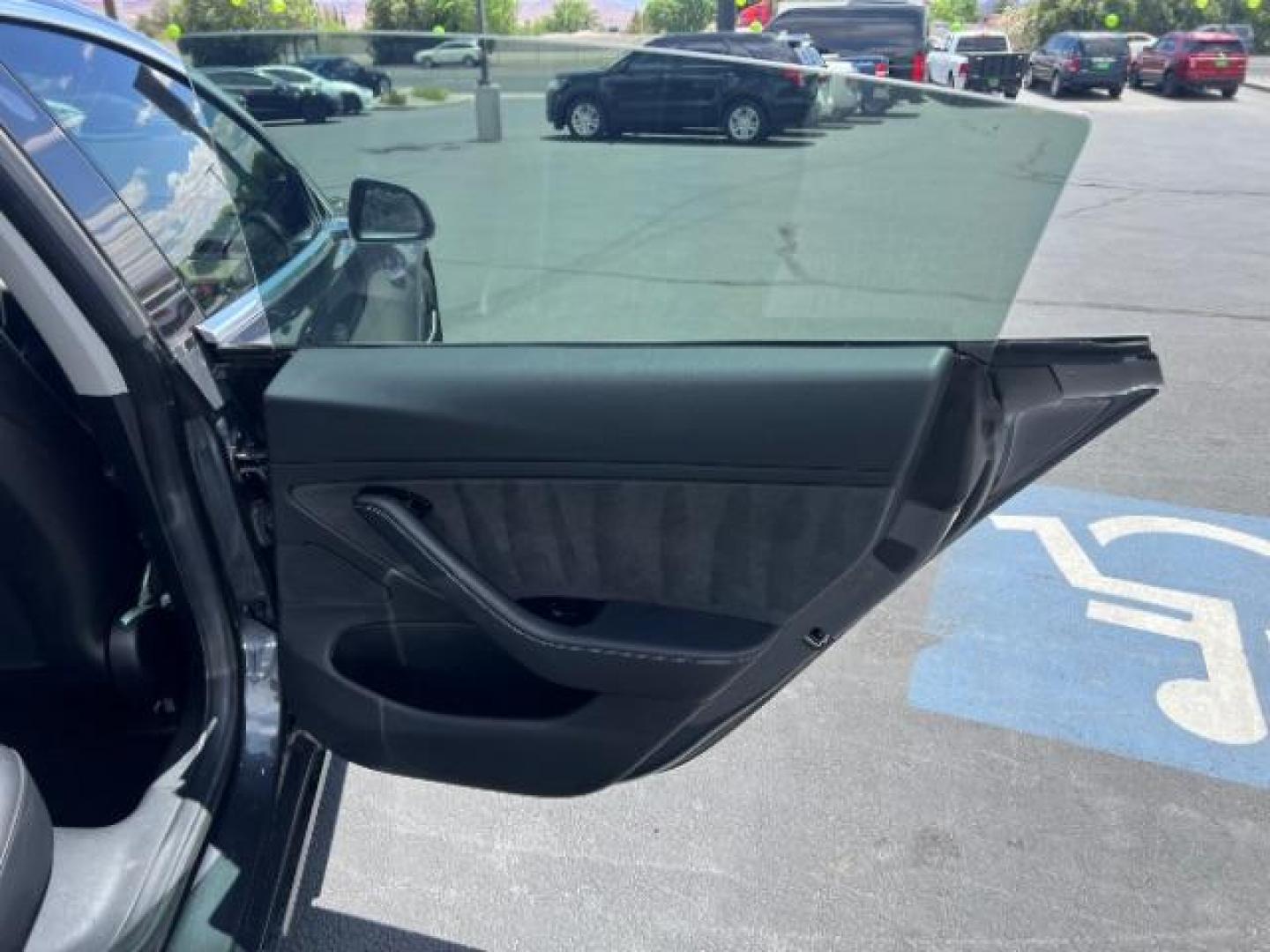 2018 Midnight Silver Metallic /Black Tesla Model 3 Long Range | Performance (5YJ3E1EB9JF) with an ELECTRIC engine, Continuously Variable Transmission transmission, located at 1865 East Red Hills Pkwy, St. George, 84770, (435) 628-0023, 37.120850, -113.543640 - ****Price includes $4k IRS EV REBATE**** We are setup with IRS to file the rebate directly and take credit off the price of car. Check with IRS EV website to be sure you qualify. Trump has threatened to end rebate so ACT FAST! Full battery and motor warranty up to 120k miles We are THE southern - Photo#25