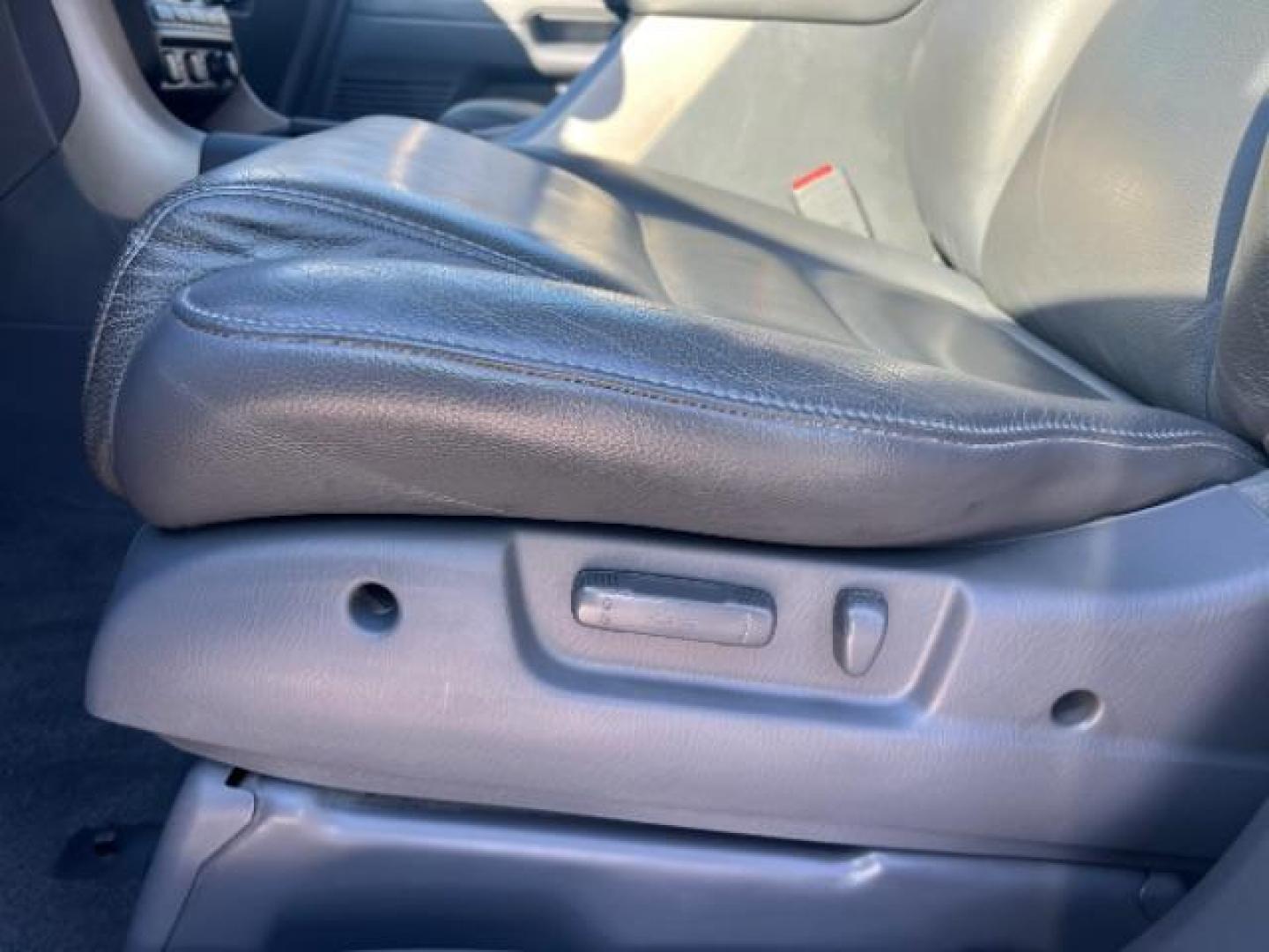 2007 Nimbus Gray Metallic /Gray Honda Pilot EX-L (5FNYF287X7B) with an 3.5L V-6 i-VTEC VCM variable valve control engine, Automatic transmission, located at 1865 East Red Hills Pkwy, St. George, 84770, (435) 628-0023, 37.120850, -113.543640 - We specialize in helping ALL people get the best financing available. No matter your credit score, good, bad or none we can get you an amazing rate. Had a bankruptcy, divorce, or repossessions? We give you the green light to get your credit back on the road. Low down and affordable payments that fit - Photo#13