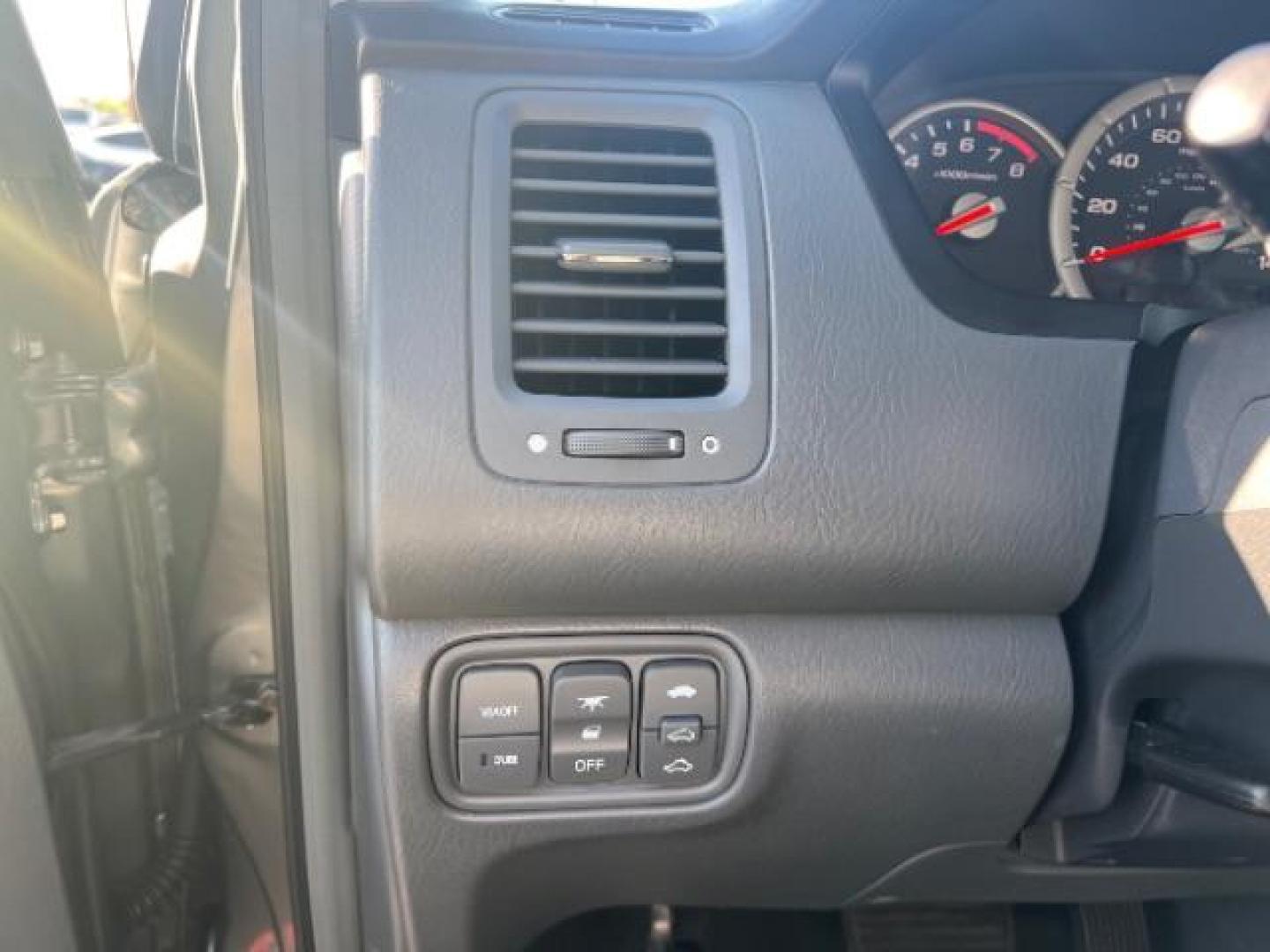 2007 Nimbus Gray Metallic /Gray Honda Pilot EX-L (5FNYF287X7B) with an 3.5L V-6 i-VTEC VCM variable valve control engine, Automatic transmission, located at 1865 East Red Hills Pkwy, St. George, 84770, (435) 628-0023, 37.120850, -113.543640 - We specialize in helping ALL people get the best financing available. No matter your credit score, good, bad or none we can get you an amazing rate. Had a bankruptcy, divorce, or repossessions? We give you the green light to get your credit back on the road. Low down and affordable payments that fit - Photo#15