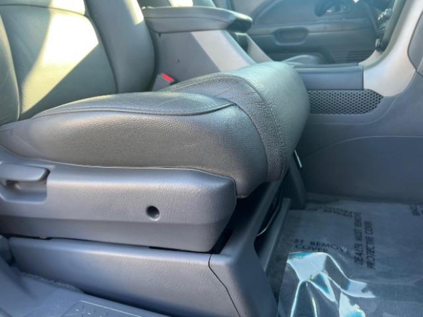 2007 Nimbus Gray Metallic /Gray Honda Pilot EX-L (5FNYF287X7B) with an 3.5L V-6 i-VTEC VCM variable valve control engine, Automatic transmission, located at 1865 East Red Hills Pkwy, St. George, 84770, (435) 628-0023, 37.120850, -113.543640 - We specialize in helping ALL people get the best financing available. No matter your credit score, good, bad or none we can get you an amazing rate. Had a bankruptcy, divorce, or repossessions? We give you the green light to get your credit back on the road. Low down and affordable payments that fit - Photo#32