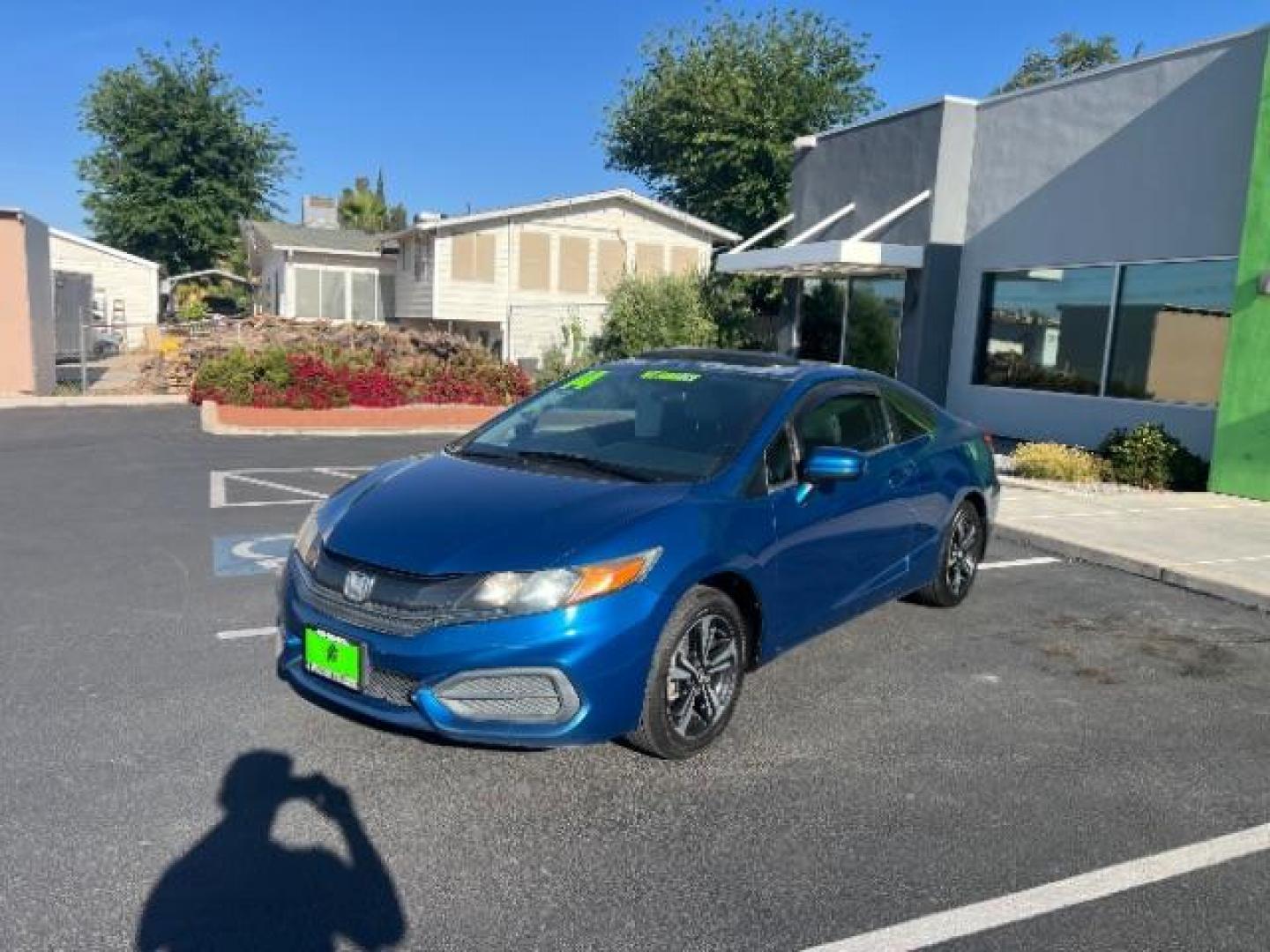 2014 Dyno Blue Pearl /Black Honda Civic EX (2HGFG3B84EH) with an 1.8L I-4 i-VTEC variable valve control engine, Automatic transmission, located at 940 North Main Street, Cedar City, UT, 84720, (435) 628-0023, 37.692936, -113.061897 - We specialize in helping ALL people get the best financing available. No matter your credit score, good, bad or none we can get you an amazing rate. Had a bankruptcy, divorce, or repossessions? We give you the green light to get your credit back on the road. Low down and affordable payments that fit - Photo#2