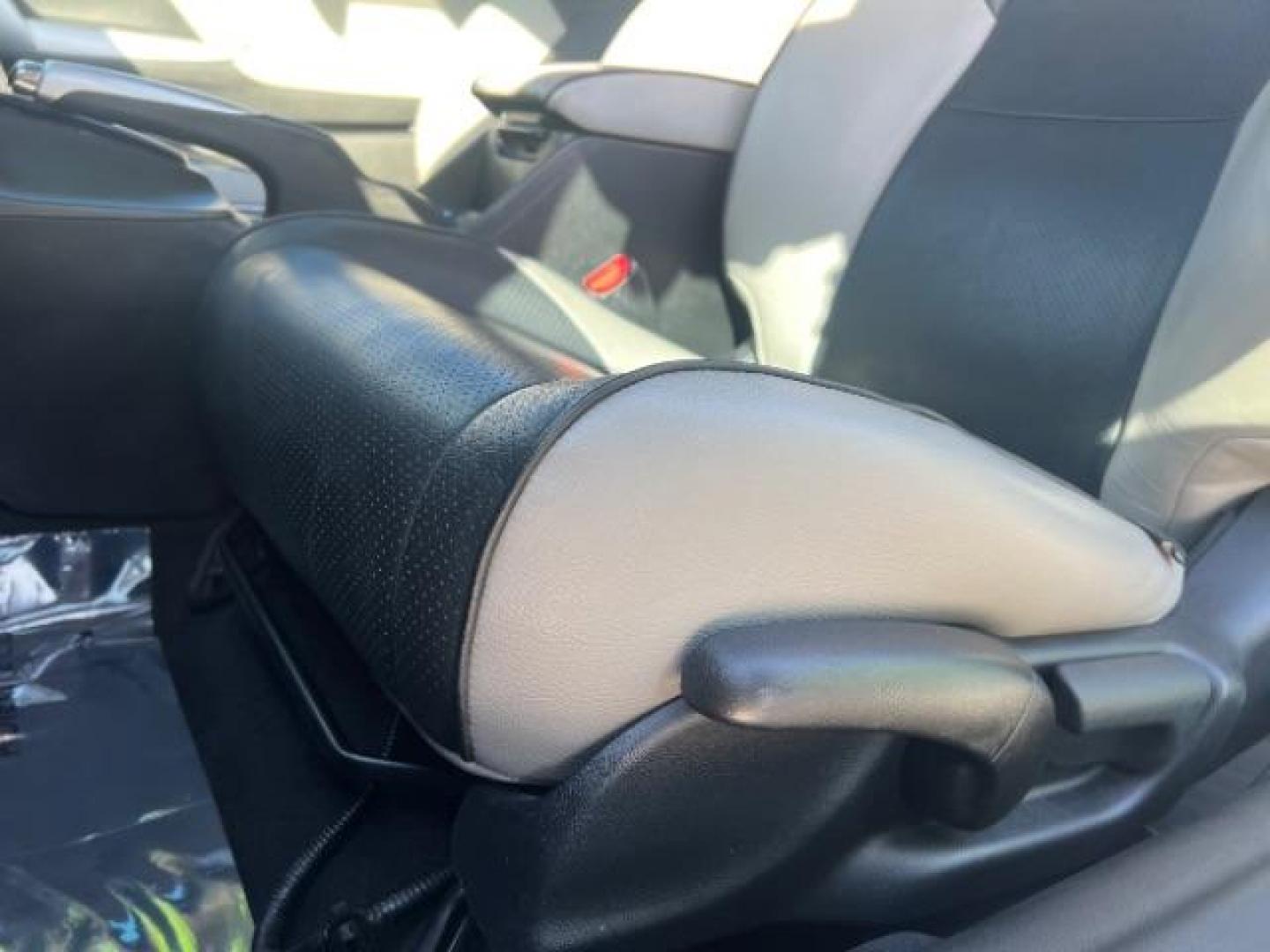 2014 Dyno Blue Pearl /Black Honda Civic EX (2HGFG3B84EH) with an 1.8L I-4 i-VTEC variable valve control engine, Automatic transmission, located at 940 North Main Street, Cedar City, UT, 84720, (435) 628-0023, 37.692936, -113.061897 - We specialize in helping ALL people get the best financing available. No matter your credit score, good, bad or none we can get you an amazing rate. Had a bankruptcy, divorce, or repossessions? We give you the green light to get your credit back on the road. Low down and affordable payments that fit - Photo#13
