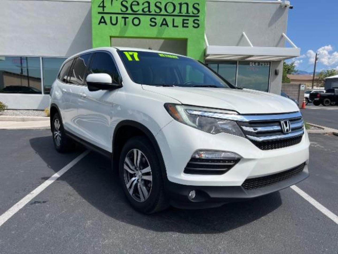 2017 White Diamond Pearl /Black Honda Pilot EX (5FNYF5H3XHB) with an 3.5L V-6 gasoline direct injection engine, Automatic transmission, located at 1865 East Red Hills Pkwy, St. George, 84770, (435) 628-0023, 37.120850, -113.543640 - We specialize in helping ALL people get the best financing available. No matter your credit score, good, bad or none we can get you an amazing rate. Had a bankruptcy, divorce, or repossessions? We give you the green light to get your credit back on the road. Low down and affordable payments that fit - Photo#0