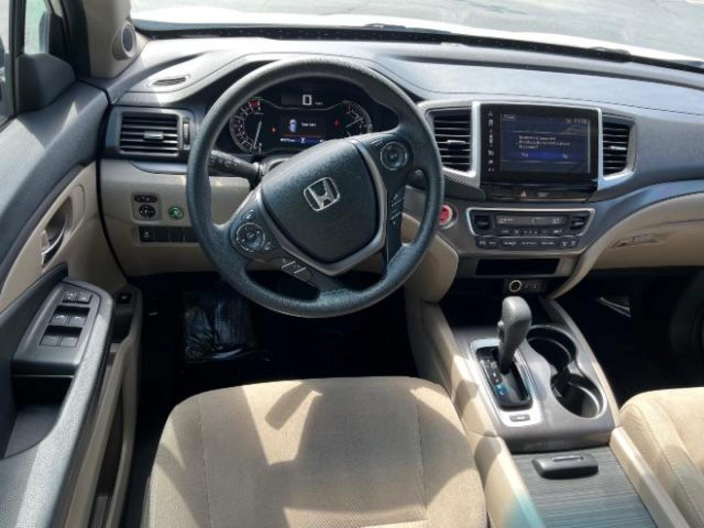 2017 White Diamond Pearl /Black Honda Pilot EX (5FNYF5H3XHB) with an 3.5L V-6 gasoline direct injection engine, Automatic transmission, located at 1865 East Red Hills Pkwy, St. George, 84770, (435) 628-0023, 37.120850, -113.543640 - We specialize in helping ALL people get the best financing available. No matter your credit score, good, bad or none we can get you an amazing rate. Had a bankruptcy, divorce, or repossessions? We give you the green light to get your credit back on the road. Low down and affordable payments that fit - Photo#13